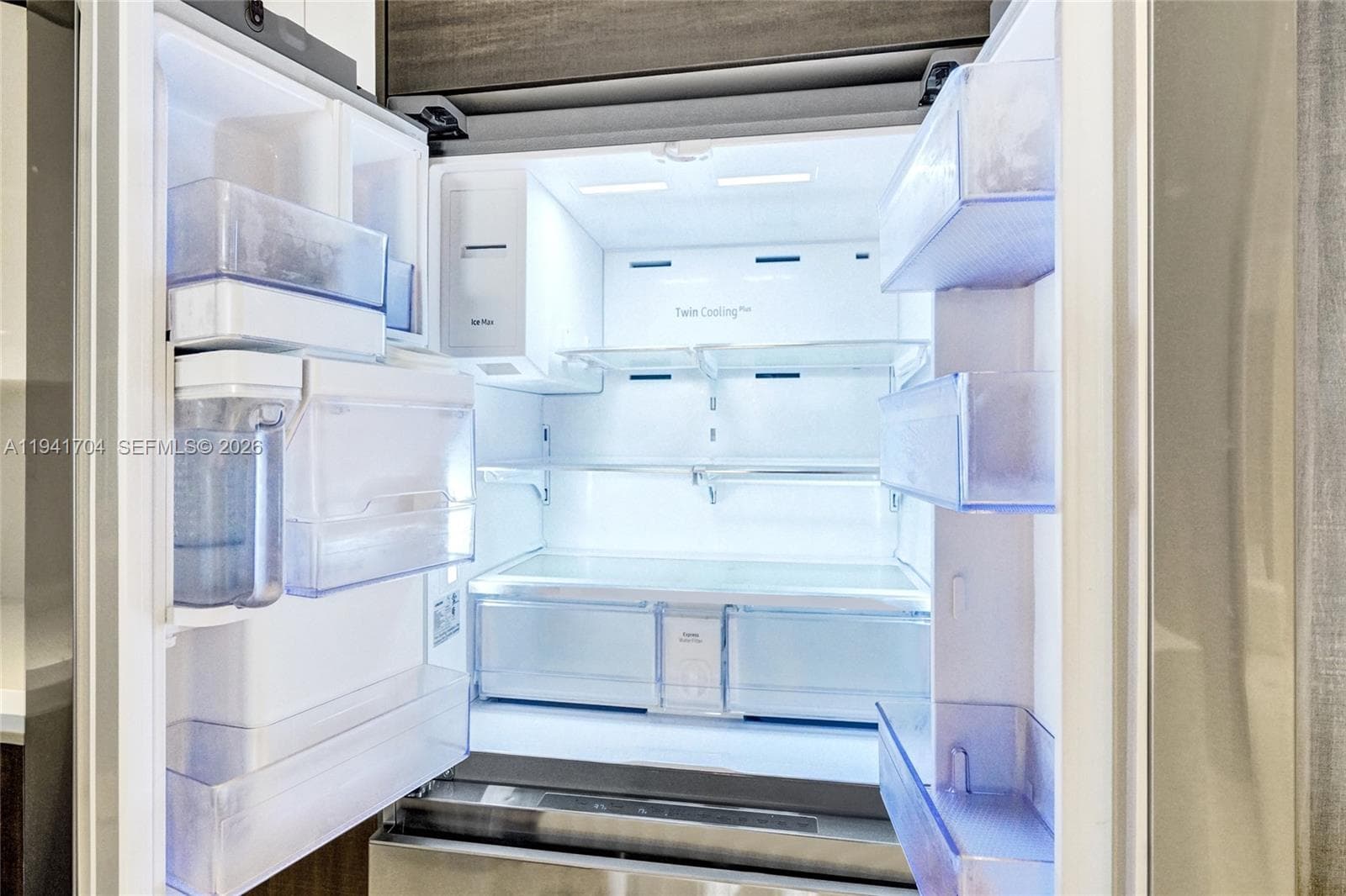 Spotless Refrigerator