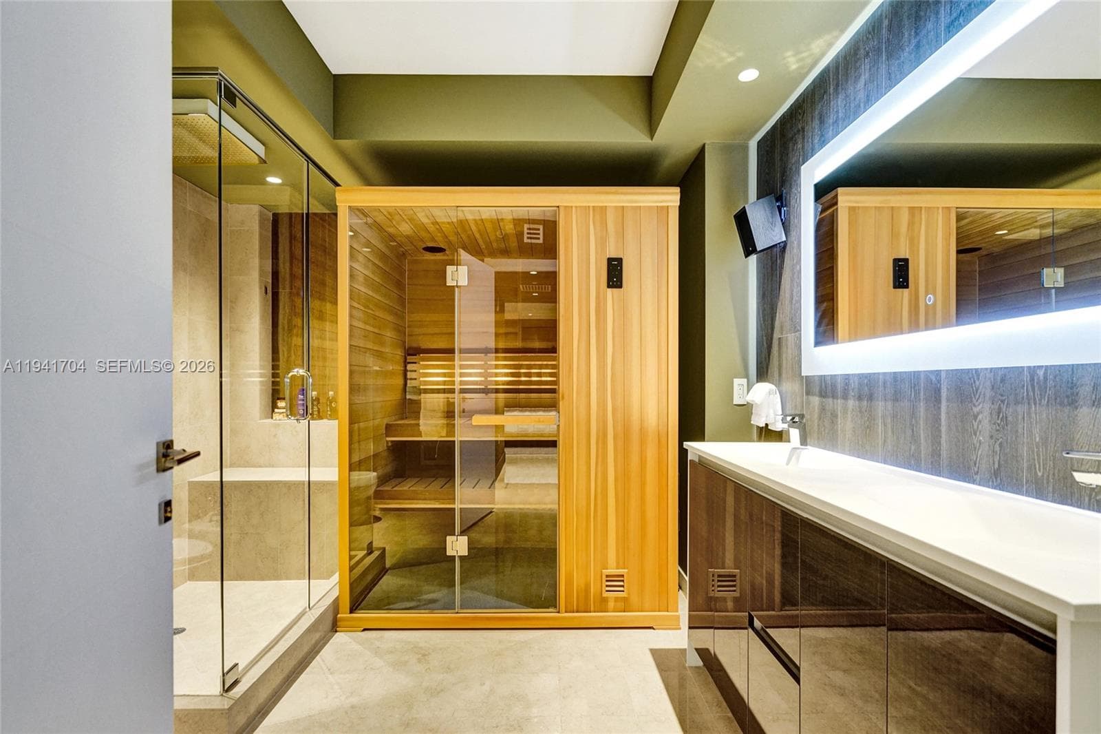 Generous Size Bathroom