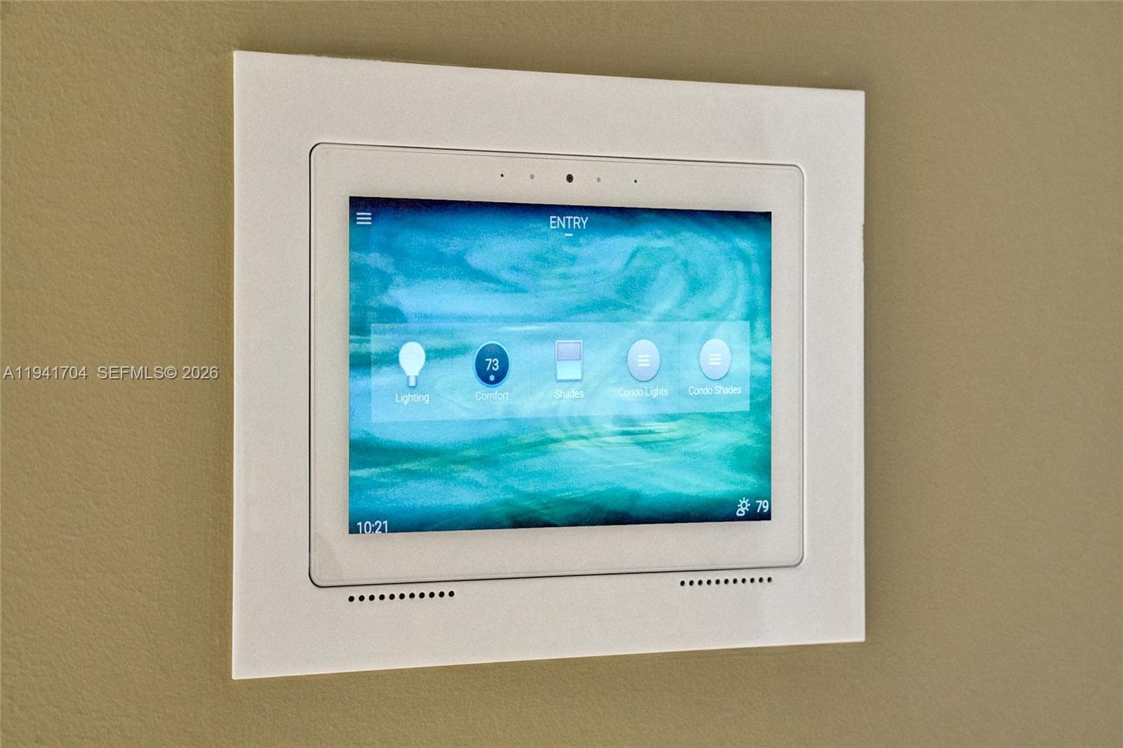 Smart Home Entry Panel
