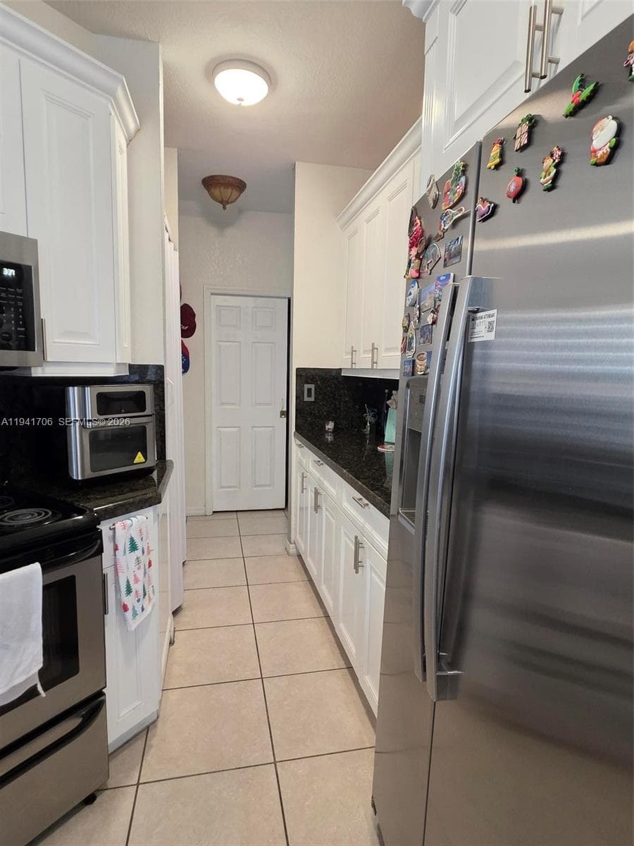 11702 SW 137th Pl photo 10