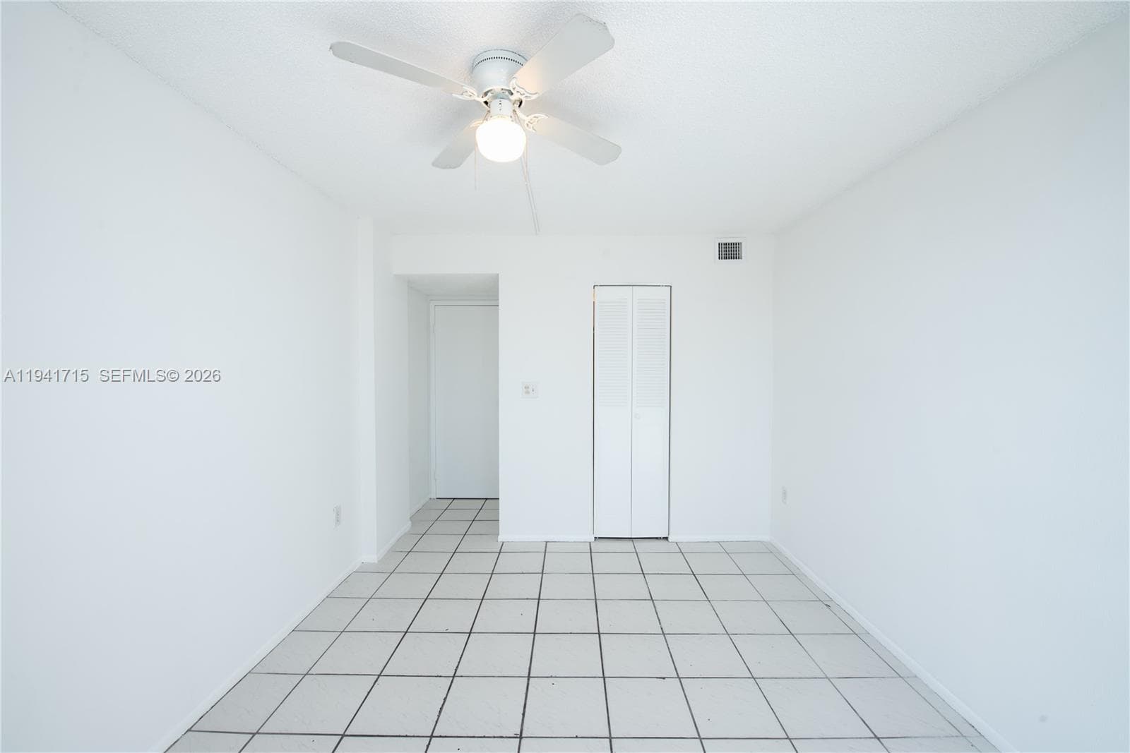 WOODSIDE APTS CONDO · #B320 in North Miami Beach - Photo 13