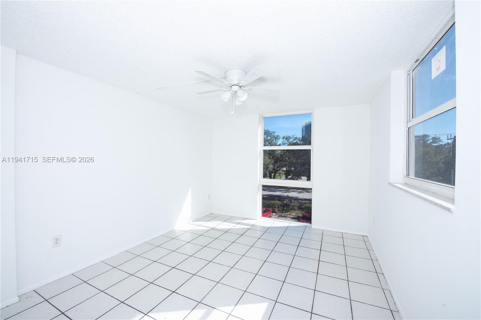 WOODSIDE APTS CONDO · #B320 in North Miami Beach - Photo 16