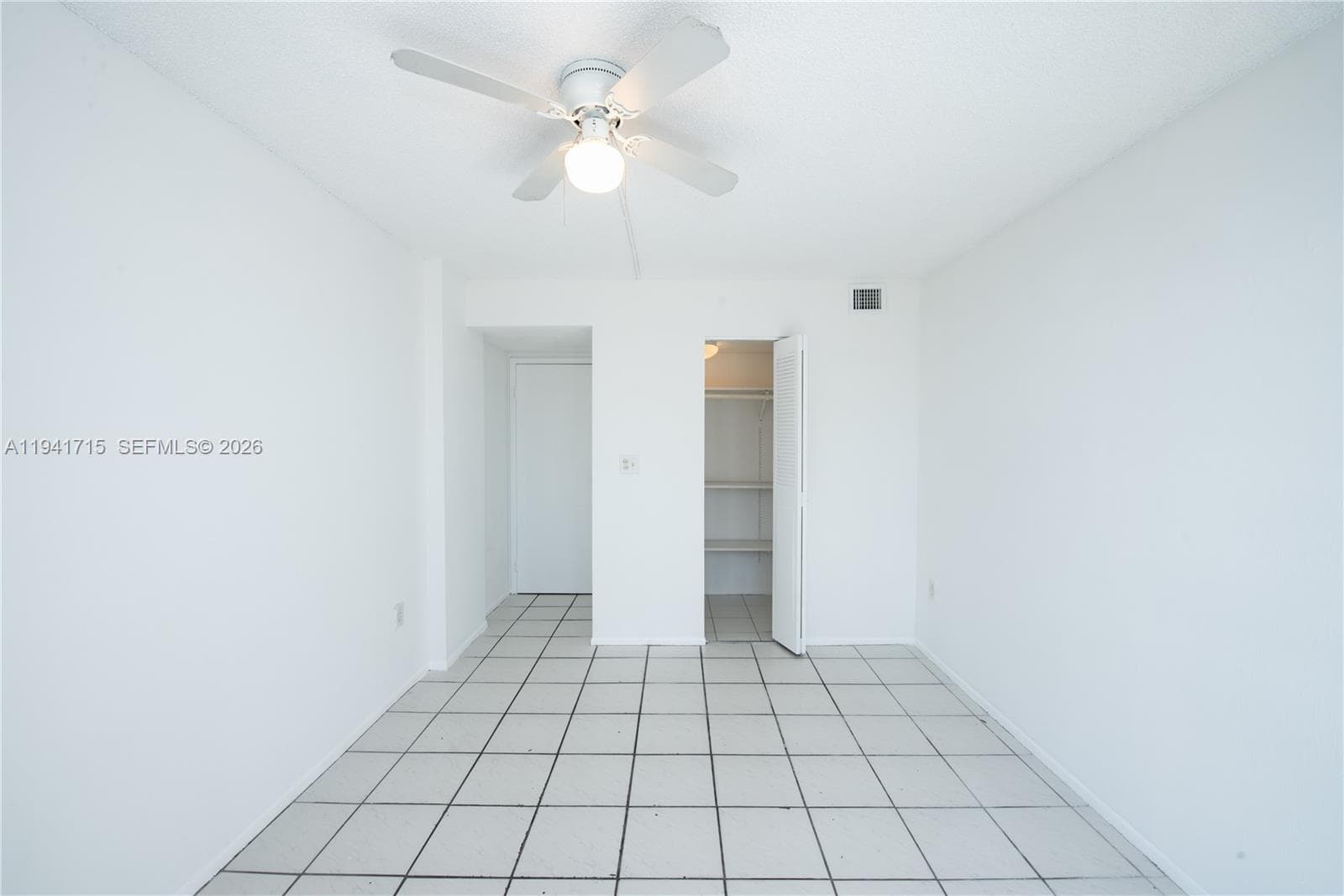 WOODSIDE APTS CONDO · #B320 in North Miami Beach - Photo 12