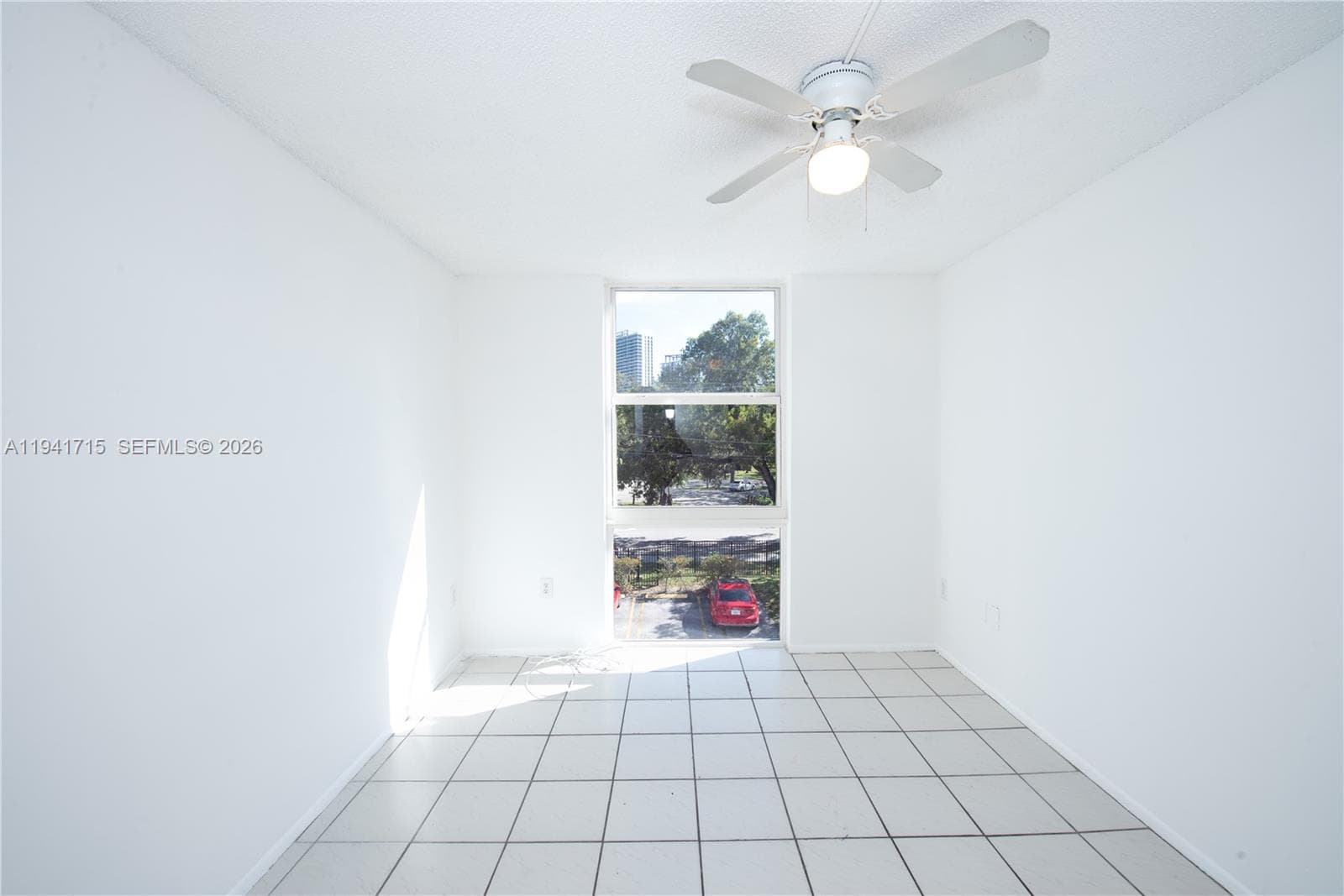 WOODSIDE APTS CONDO · #B320 in North Miami Beach - Photo 11