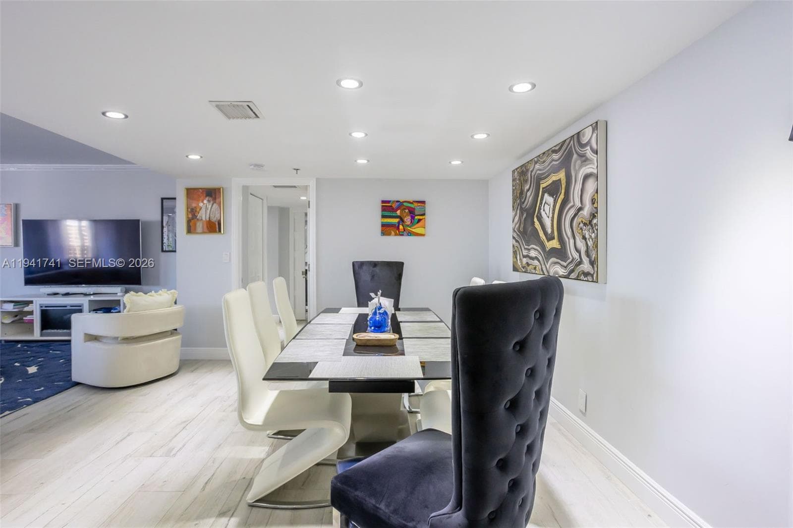 ANCHOR BAY CLUB CONDO · #PH3A in Hallandale Beach - Photo 8