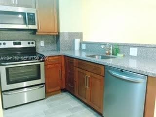 VILLA ROYAL CONDO · #601 in Miami Beach - Photo 21