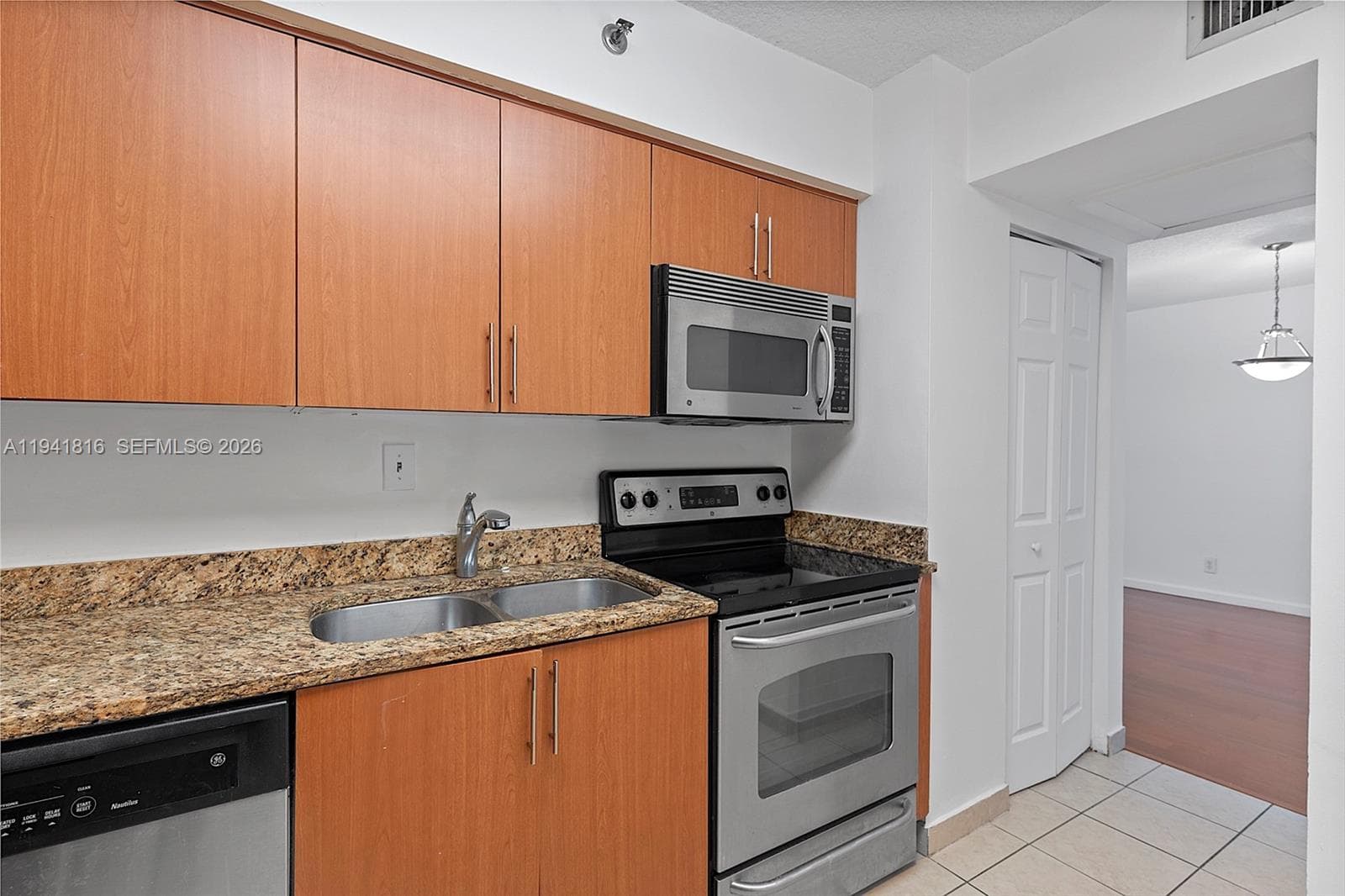 PARC CENTRAL AVENTURA EAS · #202 in Aventura - Photo 26