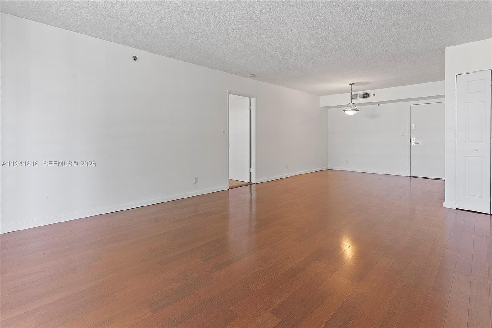 PARC CENTRAL AVENTURA EAS · #202 in Aventura - Photo 18