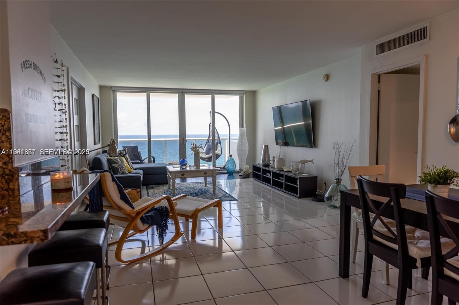 PARKER TOWER CONDO · #1705 in Hallandale Beach - Photo 9