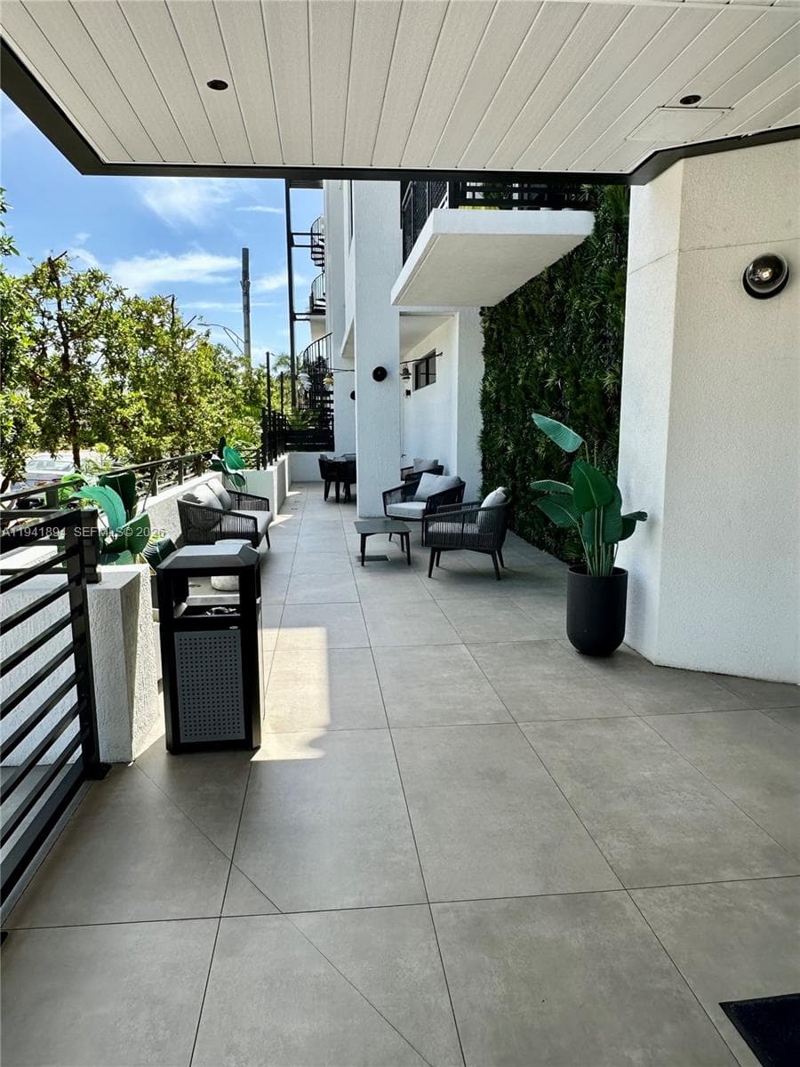 TEN30 SOUTH BEACH · #316 in Miami Beach - Photo 4