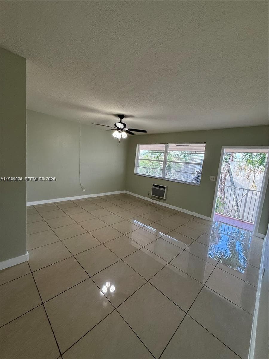 TOWN COLONY CONDO · #12A in Hollywood - Photo 7
