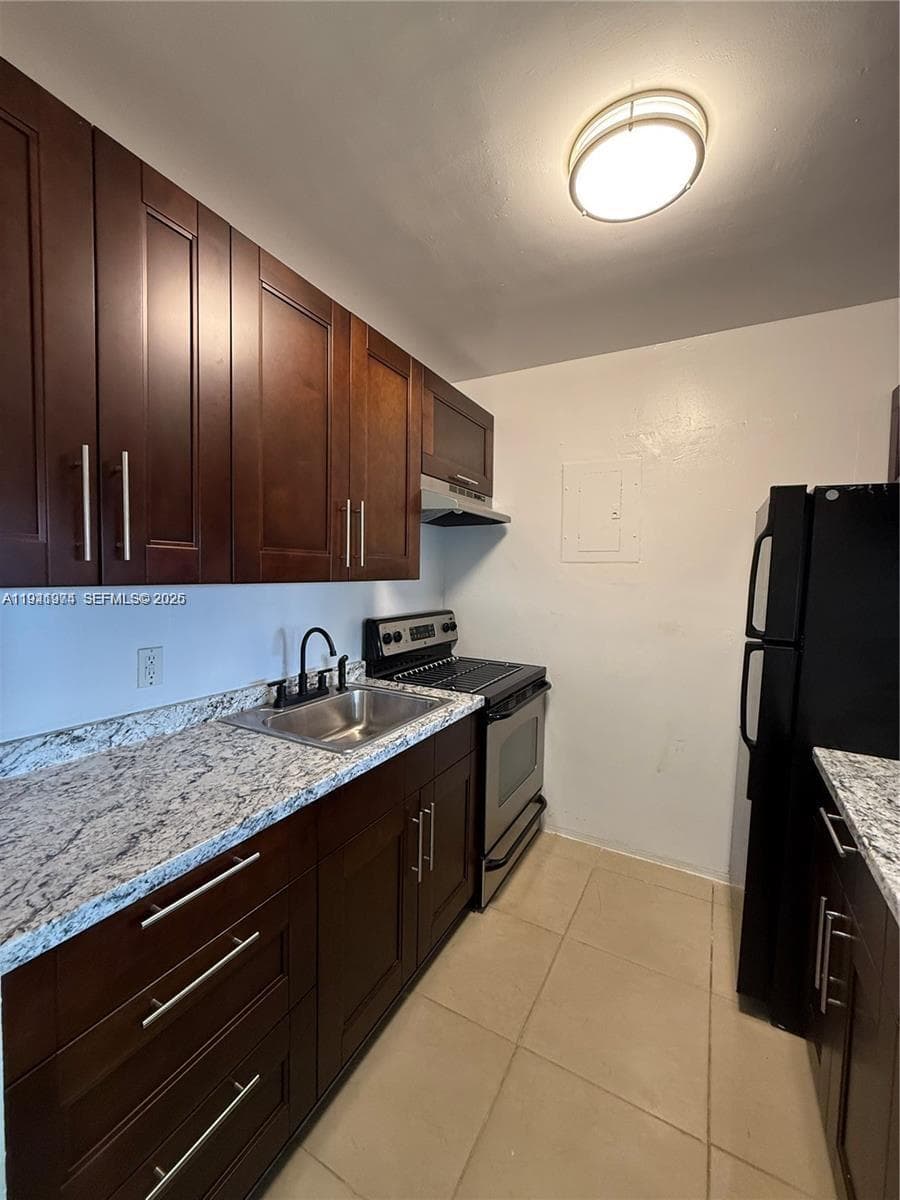 TOWN COLONY CONDO · #12A in Hollywood - Photo 11