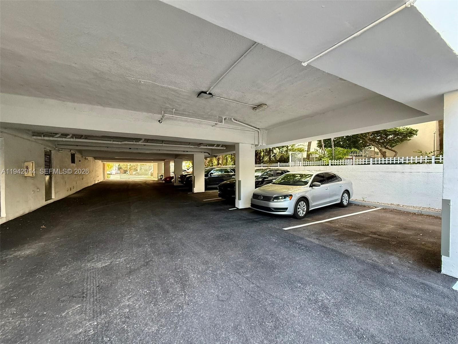 BAY POINT EAST CONDO · #407 in Miami Beach - Photo 33