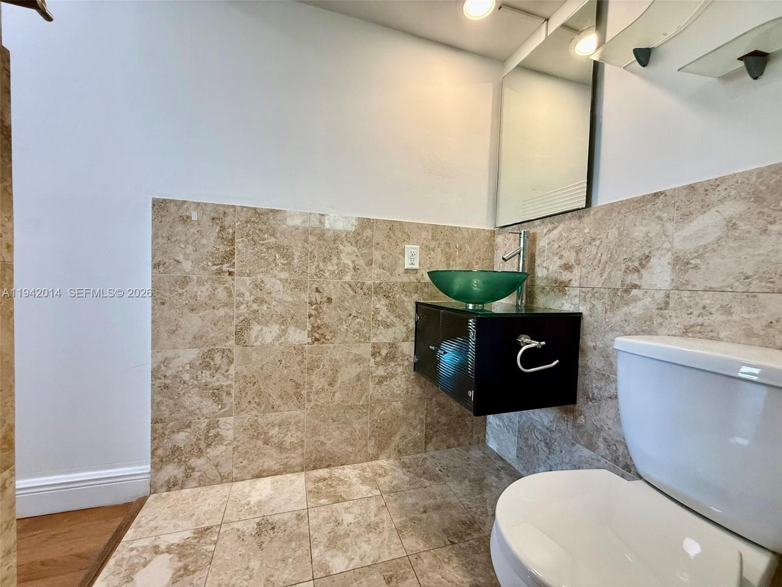 BAY POINT EAST CONDO · #407 in Miami Beach - Photo 31