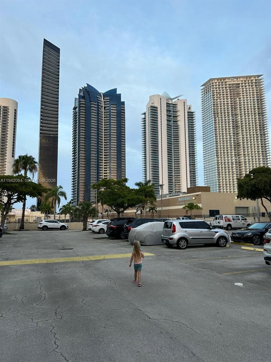 AVILA SOUTH CONDO · #133 in Sunny Isles Beach - Photo 17