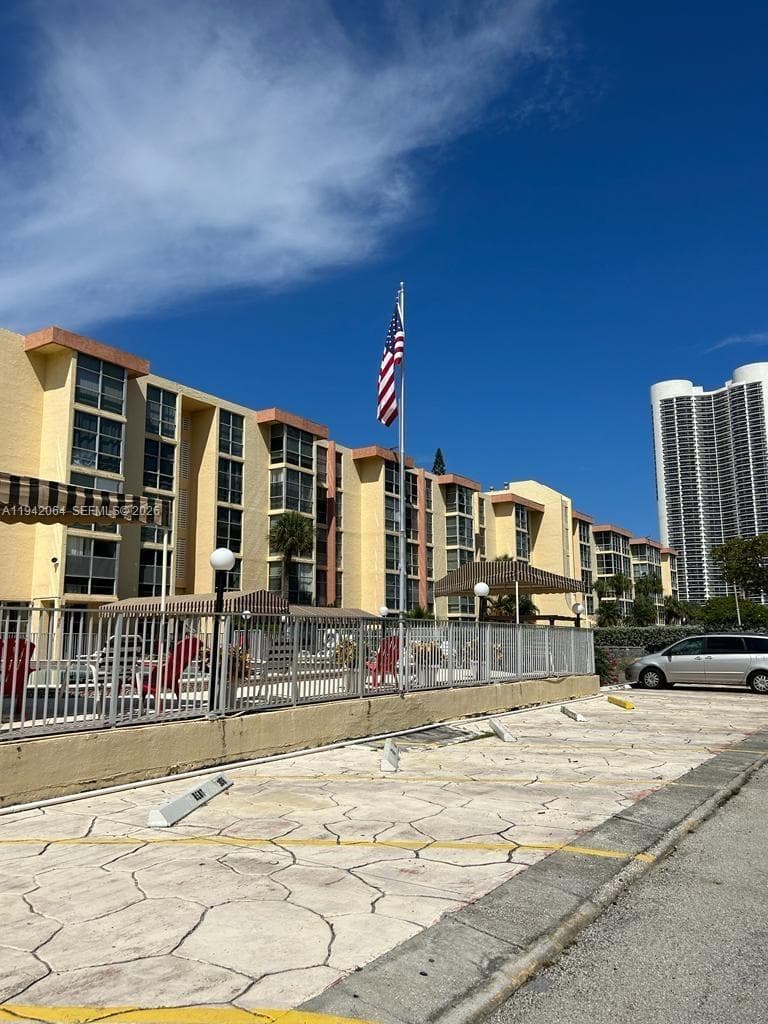 AVILA SOUTH CONDO · #133 in Sunny Isles Beach - Photo 15