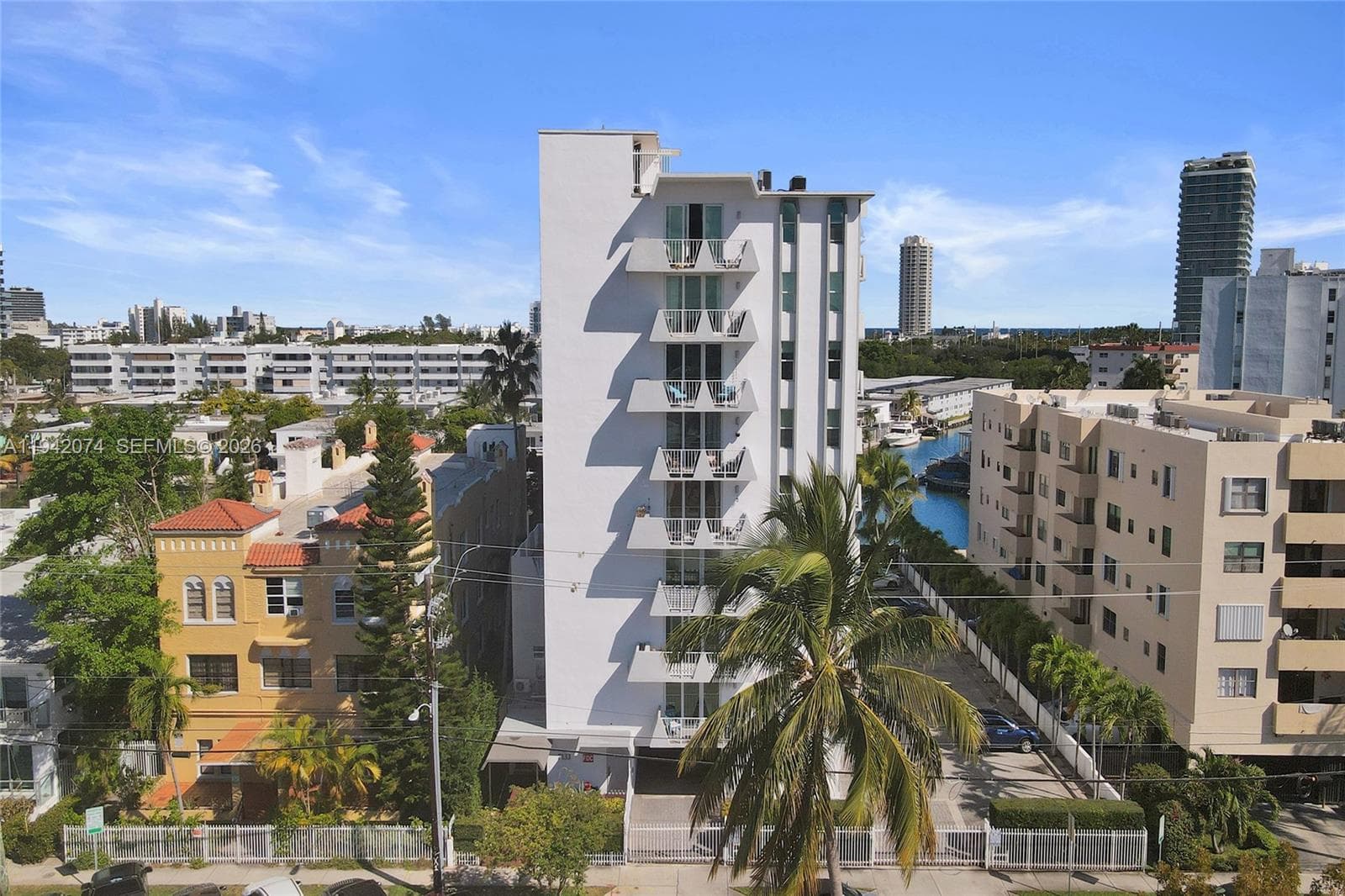 THE KNIGHTSBRIDGE · #305 in Miami Beach - Photo 12