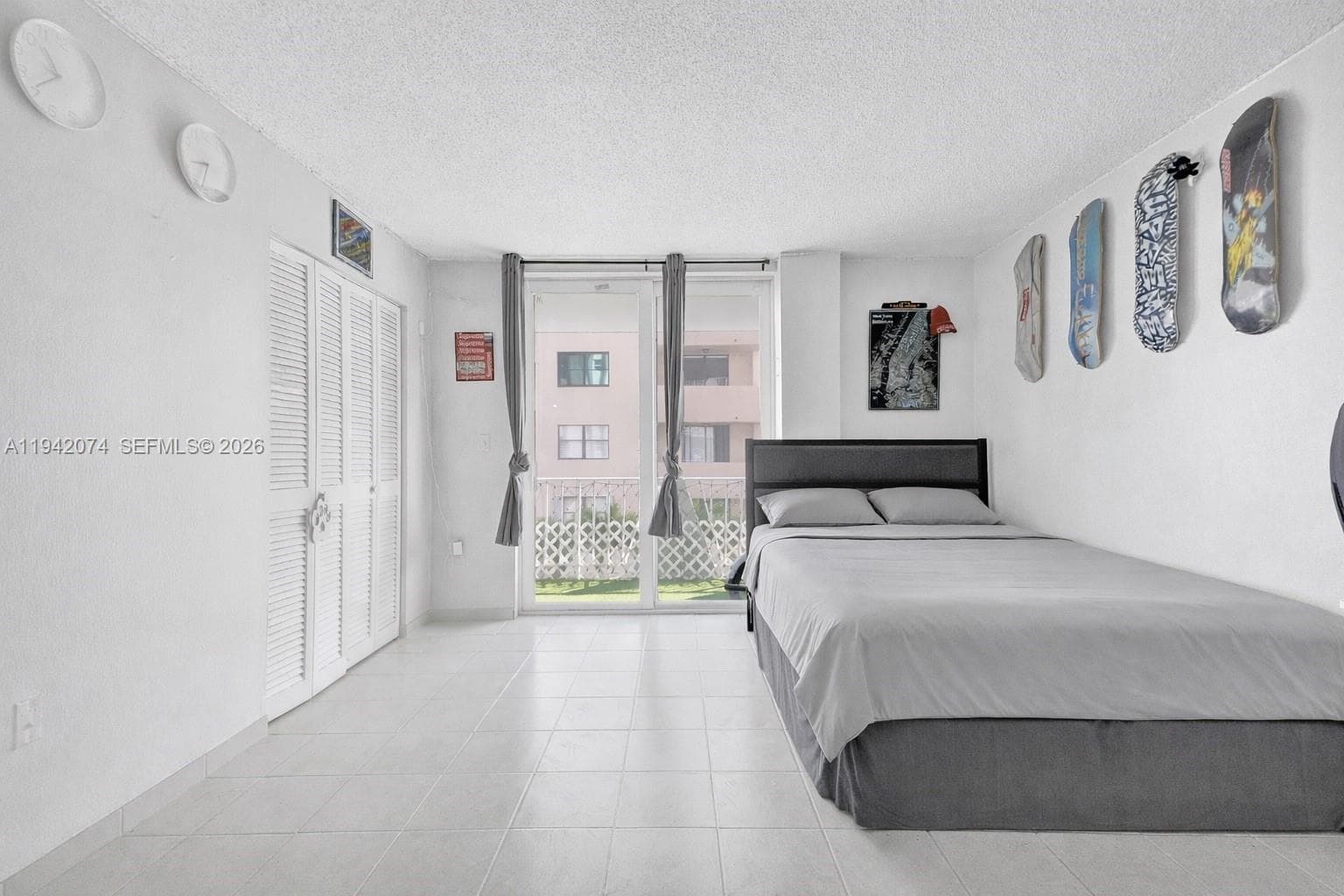 THE KNIGHTSBRIDGE · #305 in Miami Beach - Photo 3