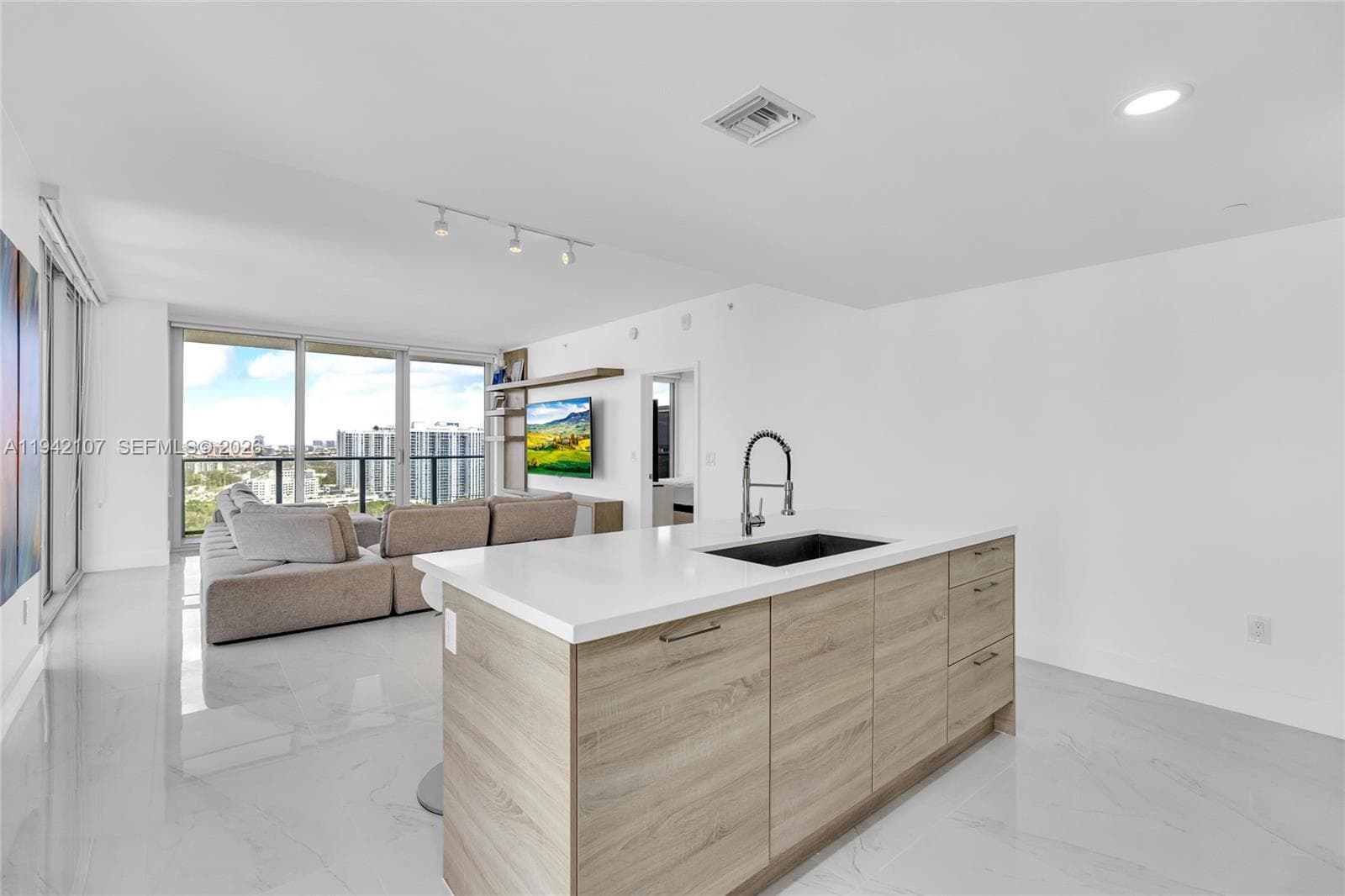 THE HARBOUR NORTH CONDO · #2301 in North Miami Beach - Photo 6