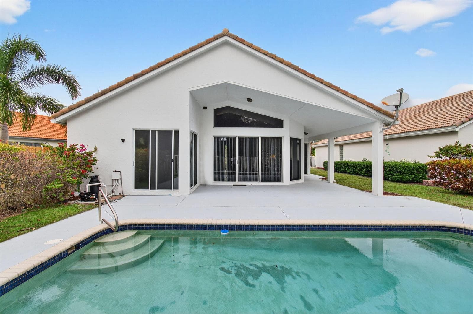 Pool/Patio