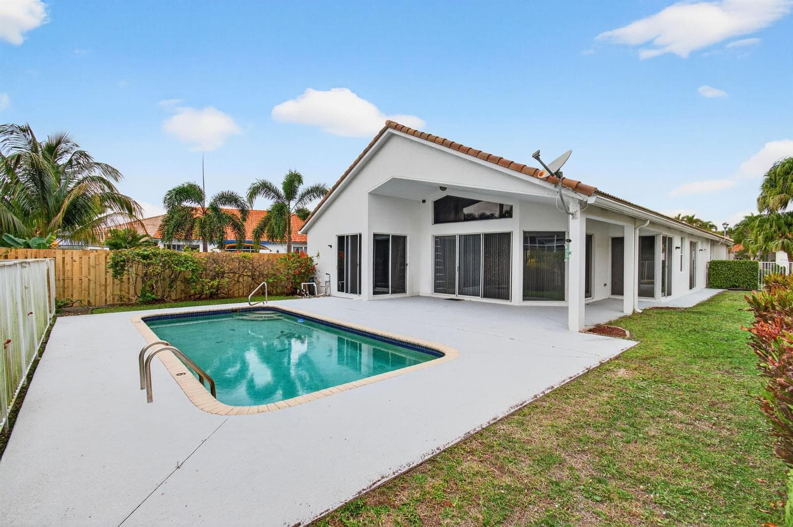 Pool/Patio