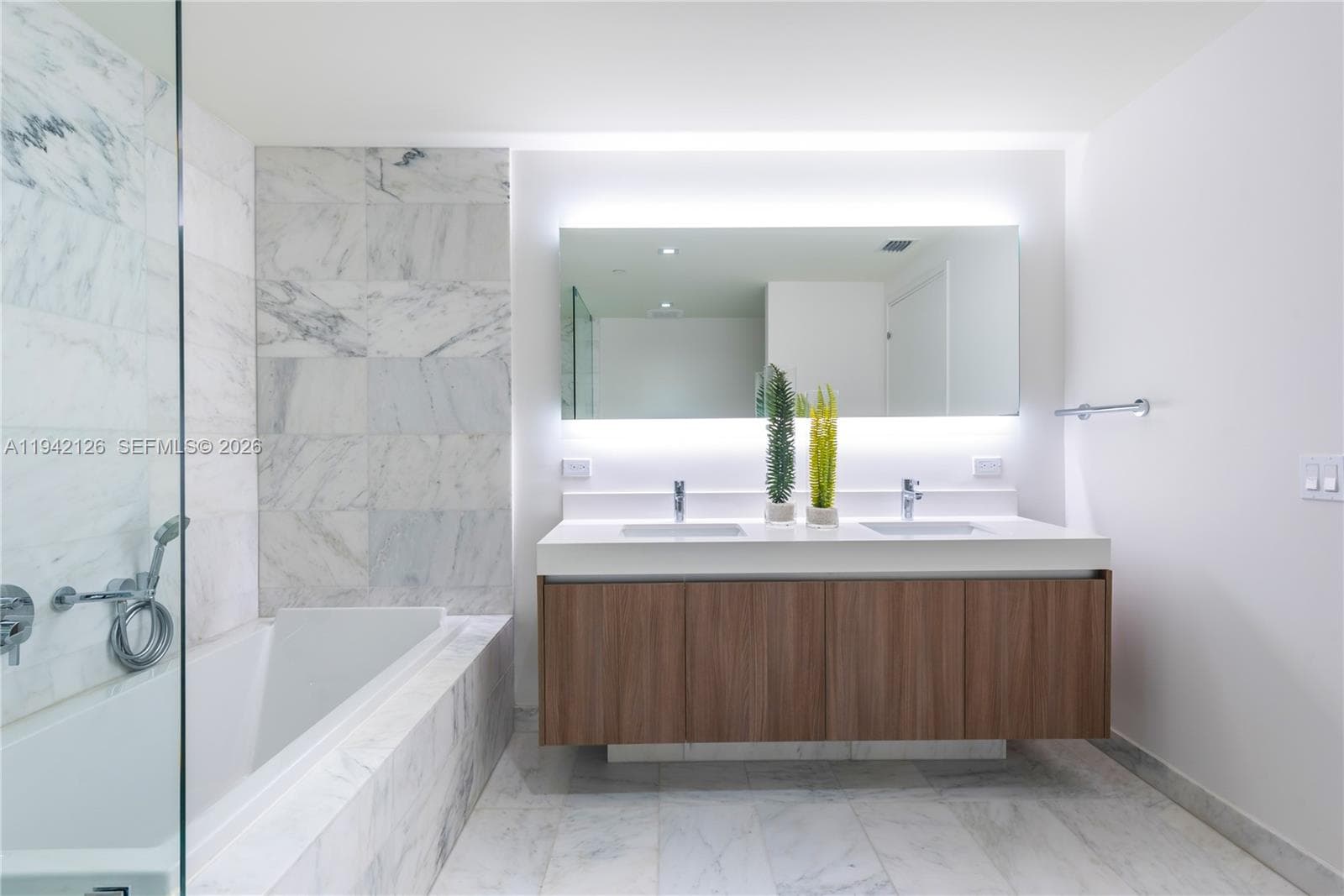 TIFFANY HOUSE CONDO · #701 in Fort Lauderdale - Photo 4
