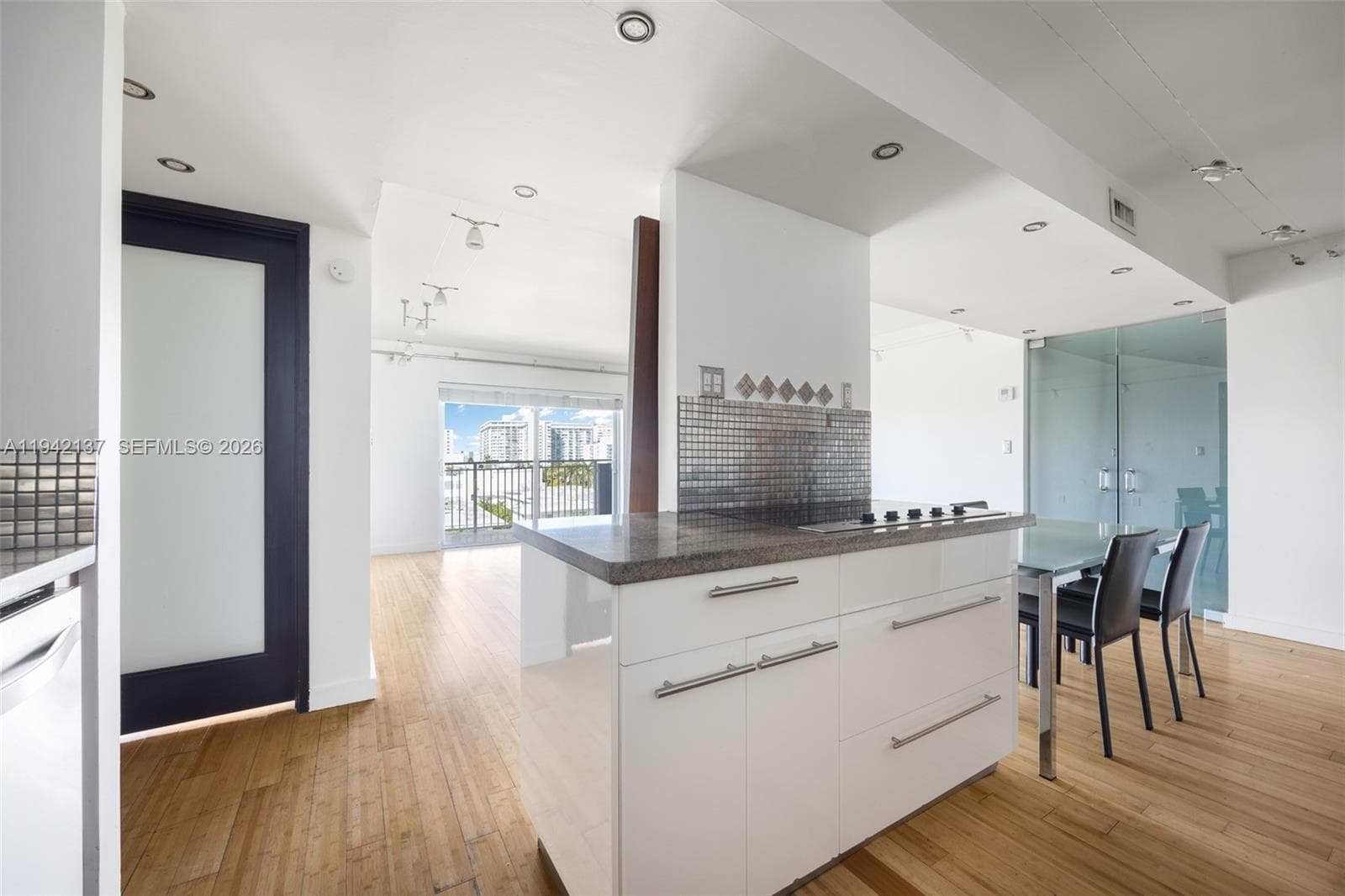 LENOX VIEW CONDOMINIUM · #501 in Miami Beach - Photo 13