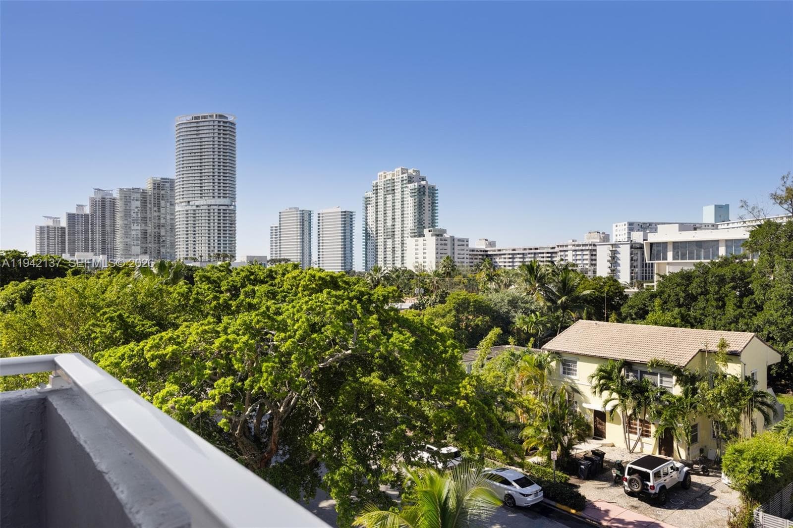 LENOX VIEW CONDOMINIUM · #501 in Miami Beach - Photo 1