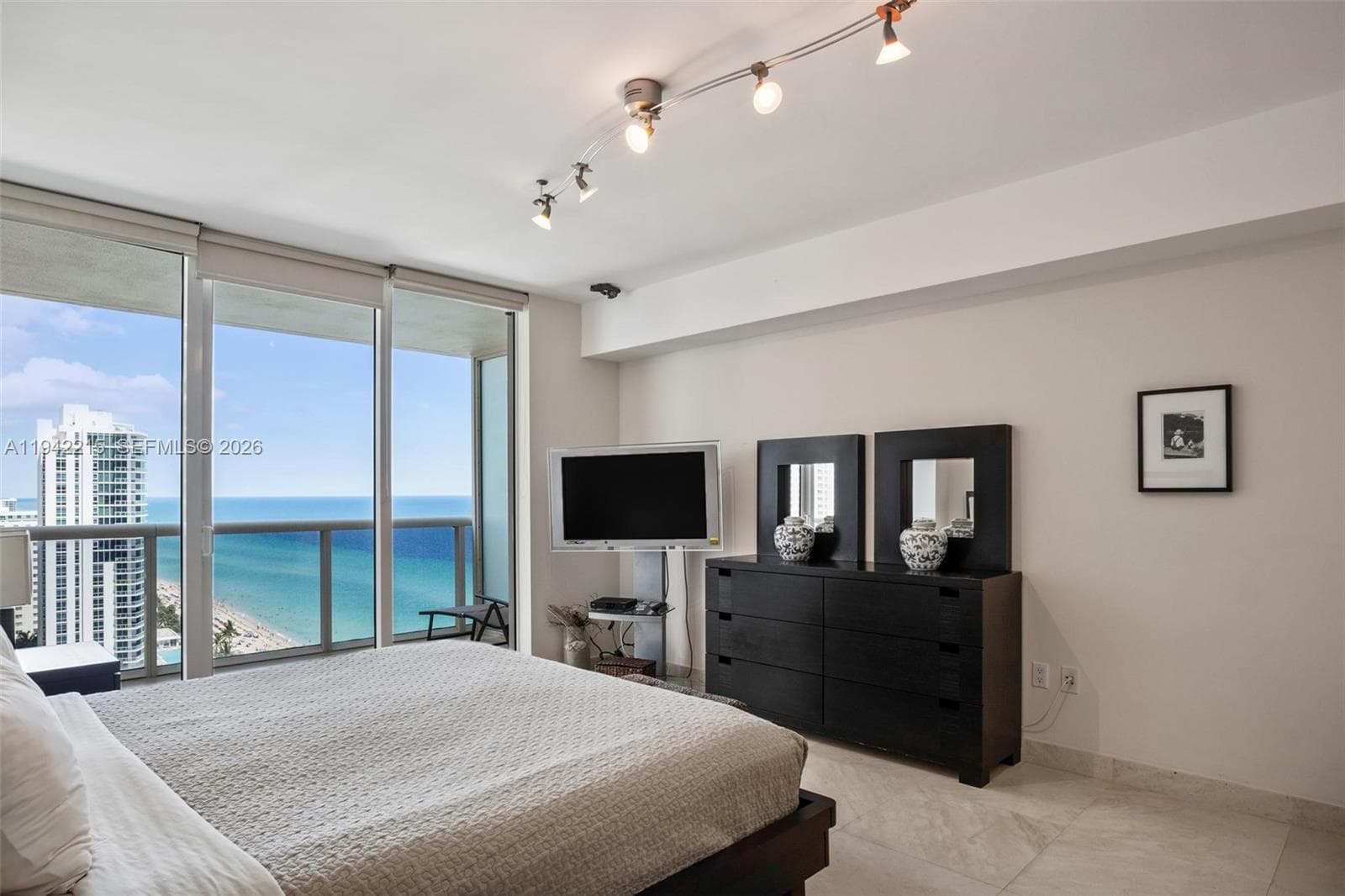 BEACH CLUB TWO · #2110 in Hallandale Beach - Photo 9