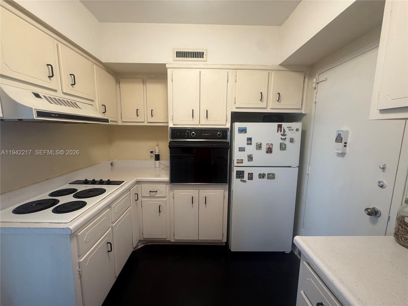 The Alexander Towers Cond · #310 in Hollywood - Photo 17
