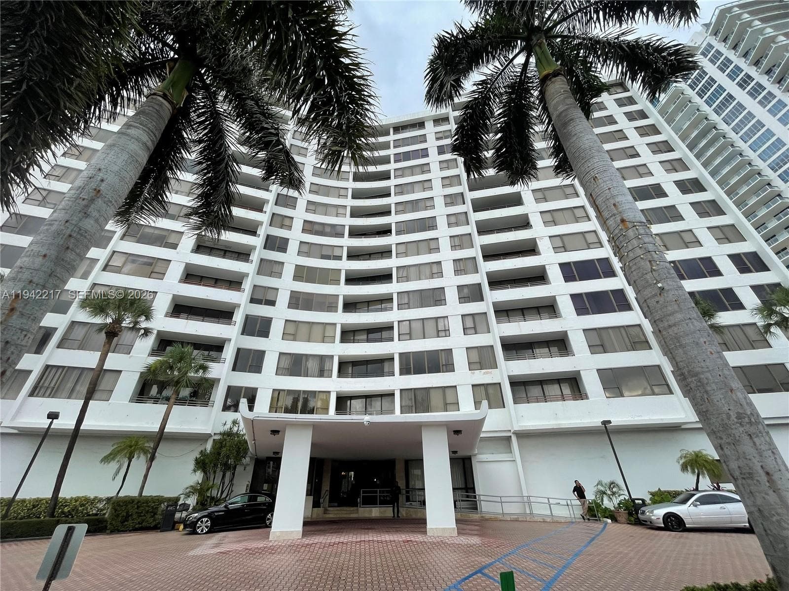 The Alexander Towers Cond · #310 in Hollywood - Photo 1