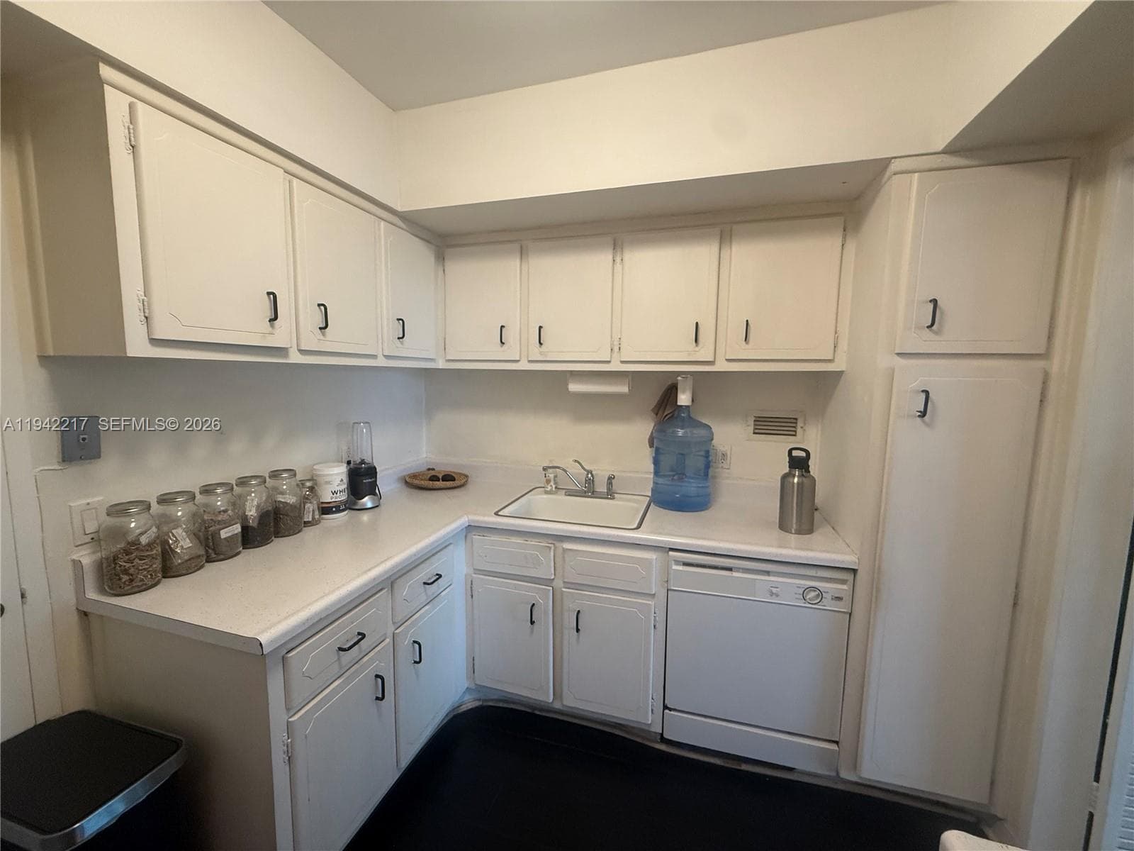 The Alexander Towers Cond · #310 in Hollywood - Photo 18