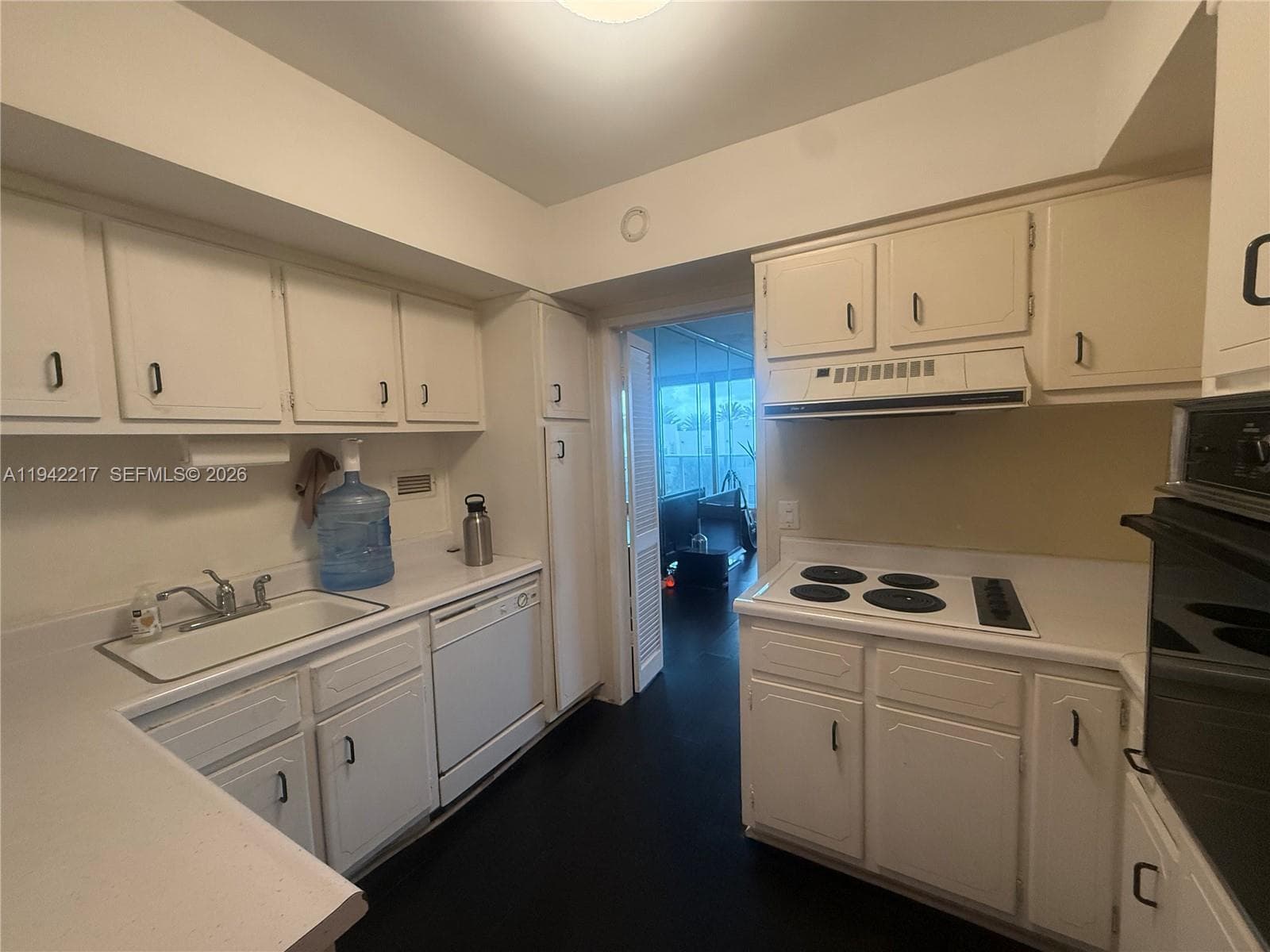 The Alexander Towers Cond · #310 in Hollywood - Photo 19