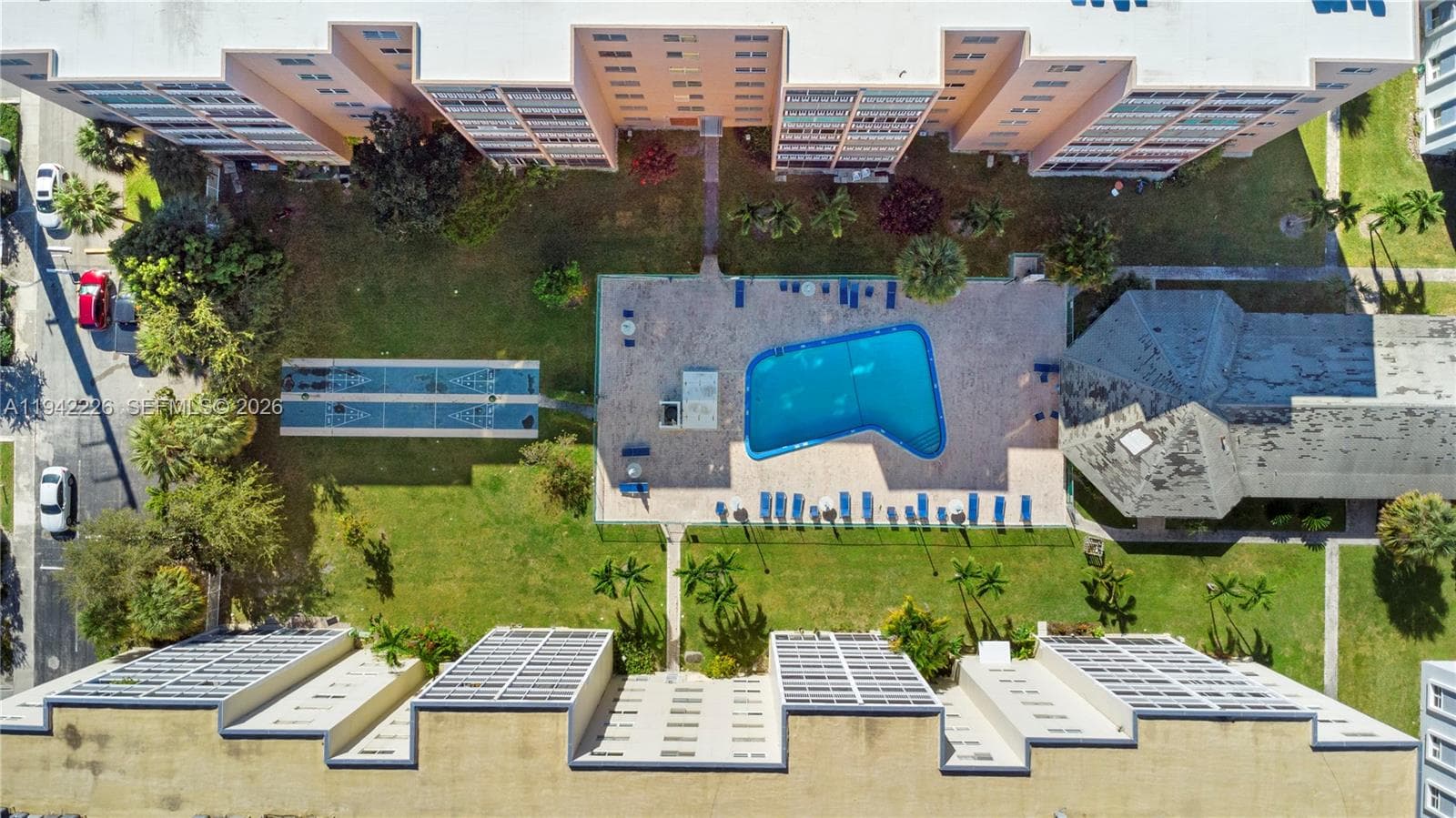 MEADOWBROOK TOWERS CONDO · #601 in Hallandale Beach - Photo 27