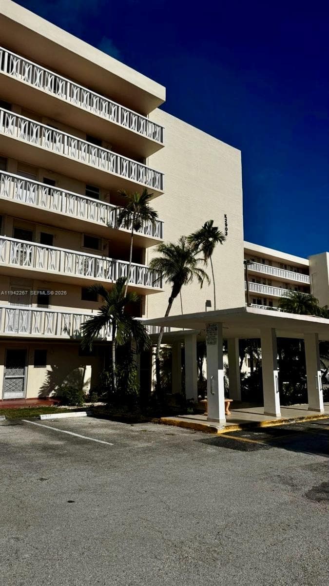 POINT EAST SEC III CONDO · #K610 in Aventura - Photo 1