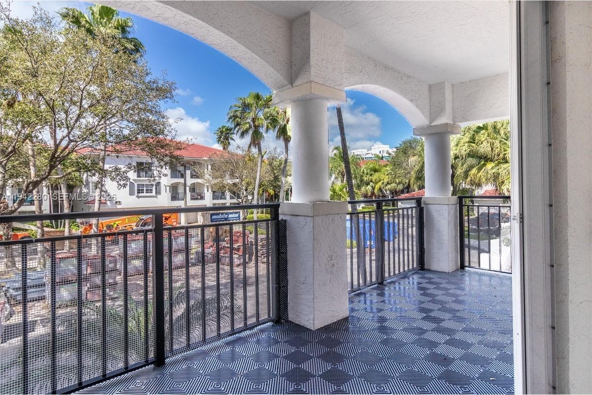 VILLAGE BY THE BAY CONDO · #6206 in Aventura - Photo 42