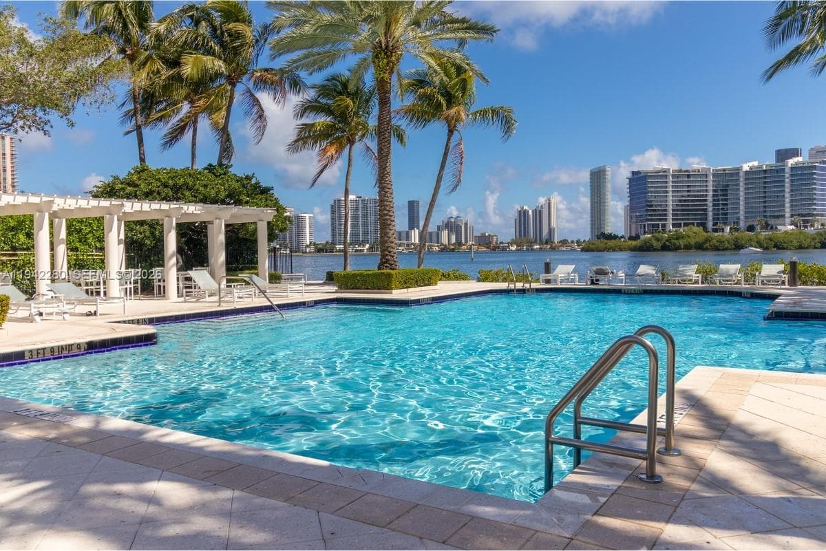 VILLAGE BY THE BAY CONDO · #6206 in Aventura - Photo 40