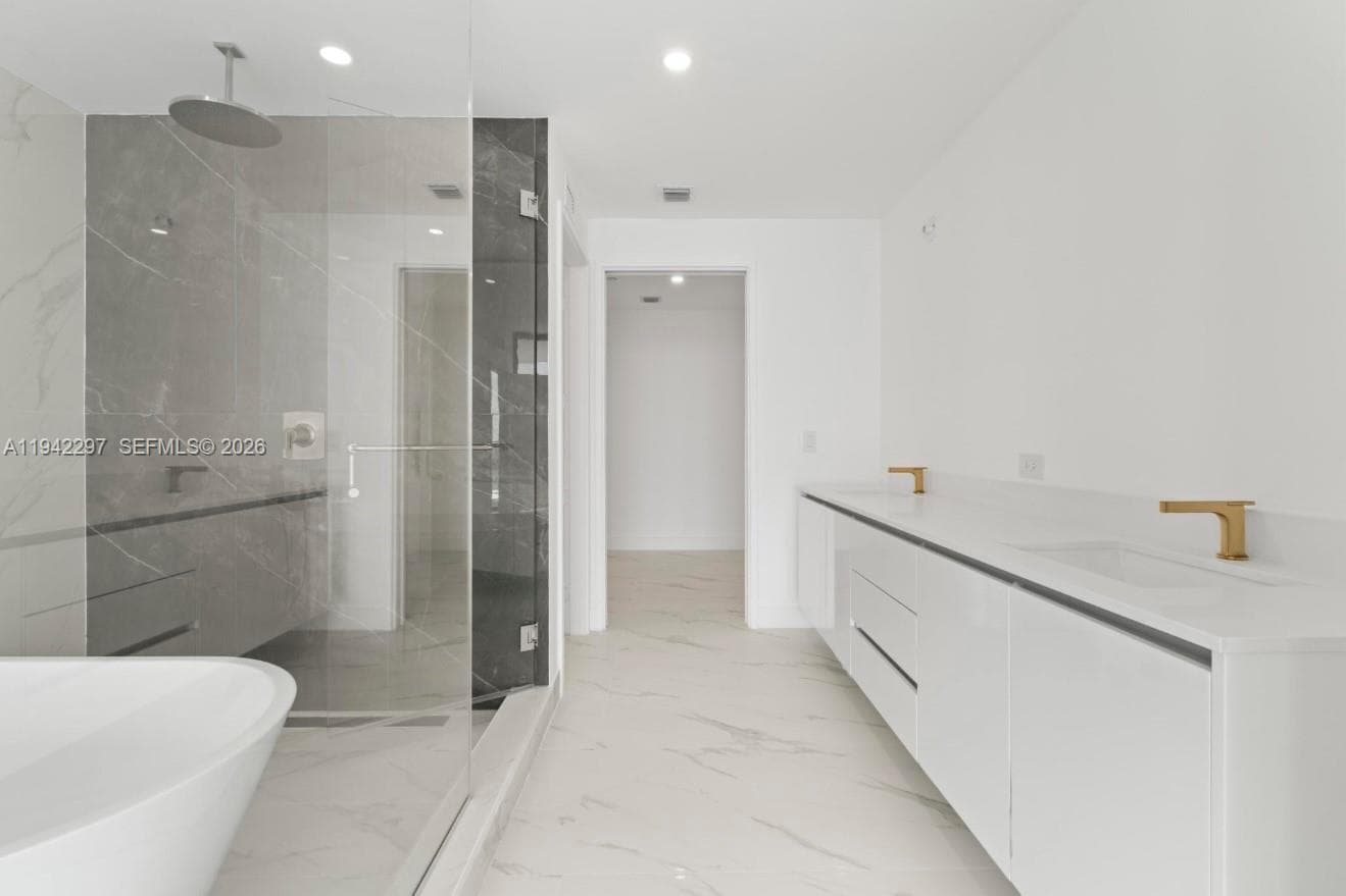 700 Ne 24 · #4907 in Miami - Photo 23