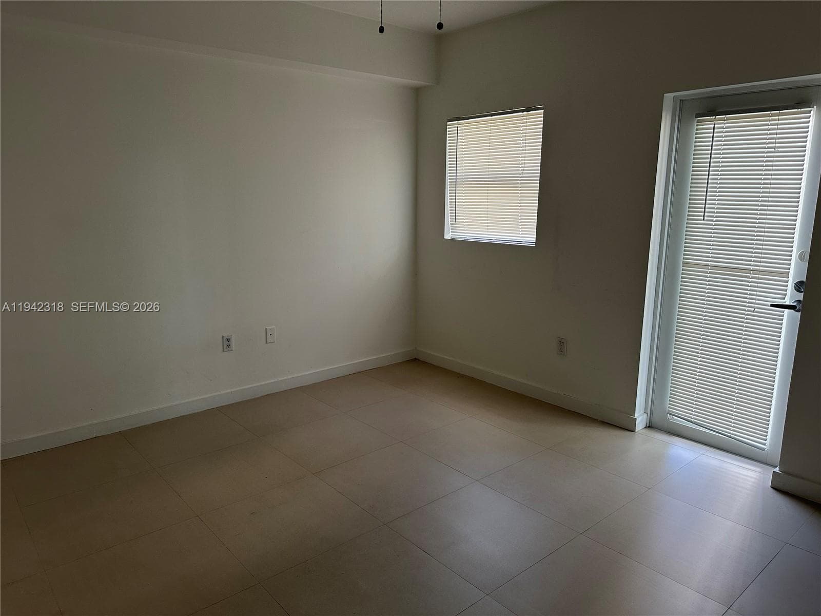 BAHIA BISCAYNE CONDO · #301 in Miami - Photo 9
