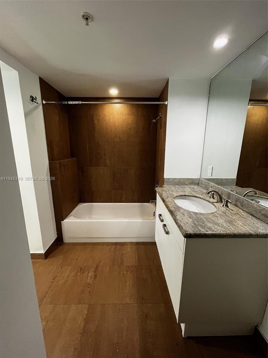VILASOL CONDO · #17 in Miami Beach - Photo 12