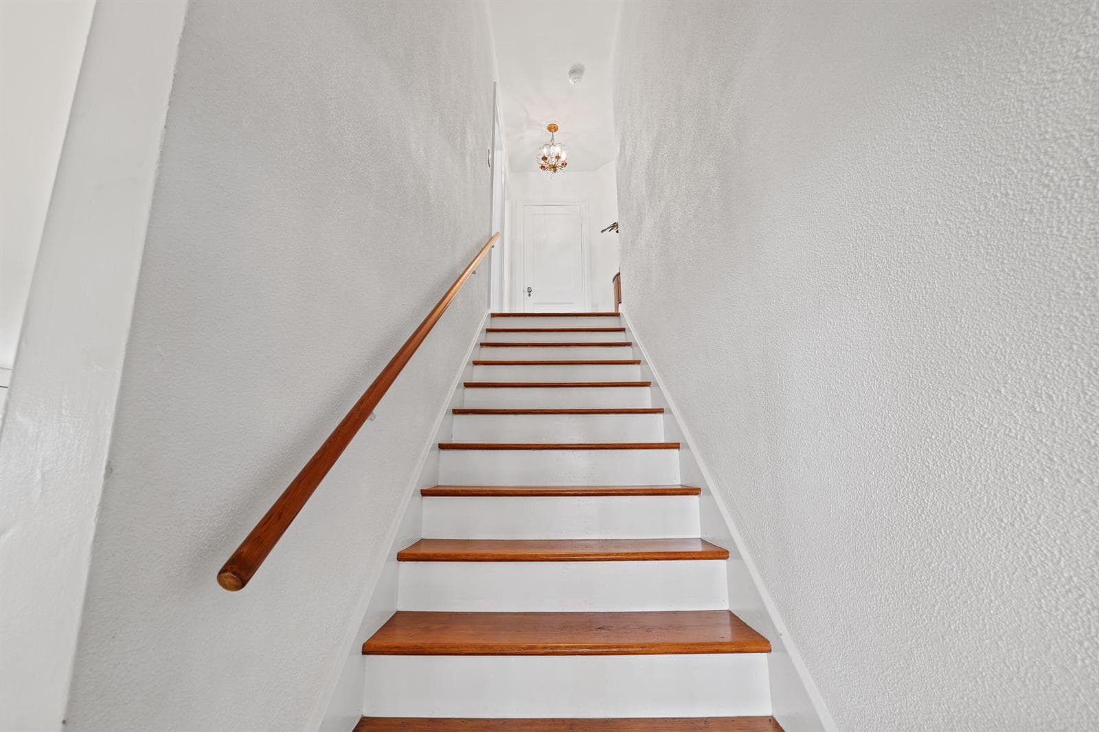 325 Greymon Drive - 22.jpg-FULL