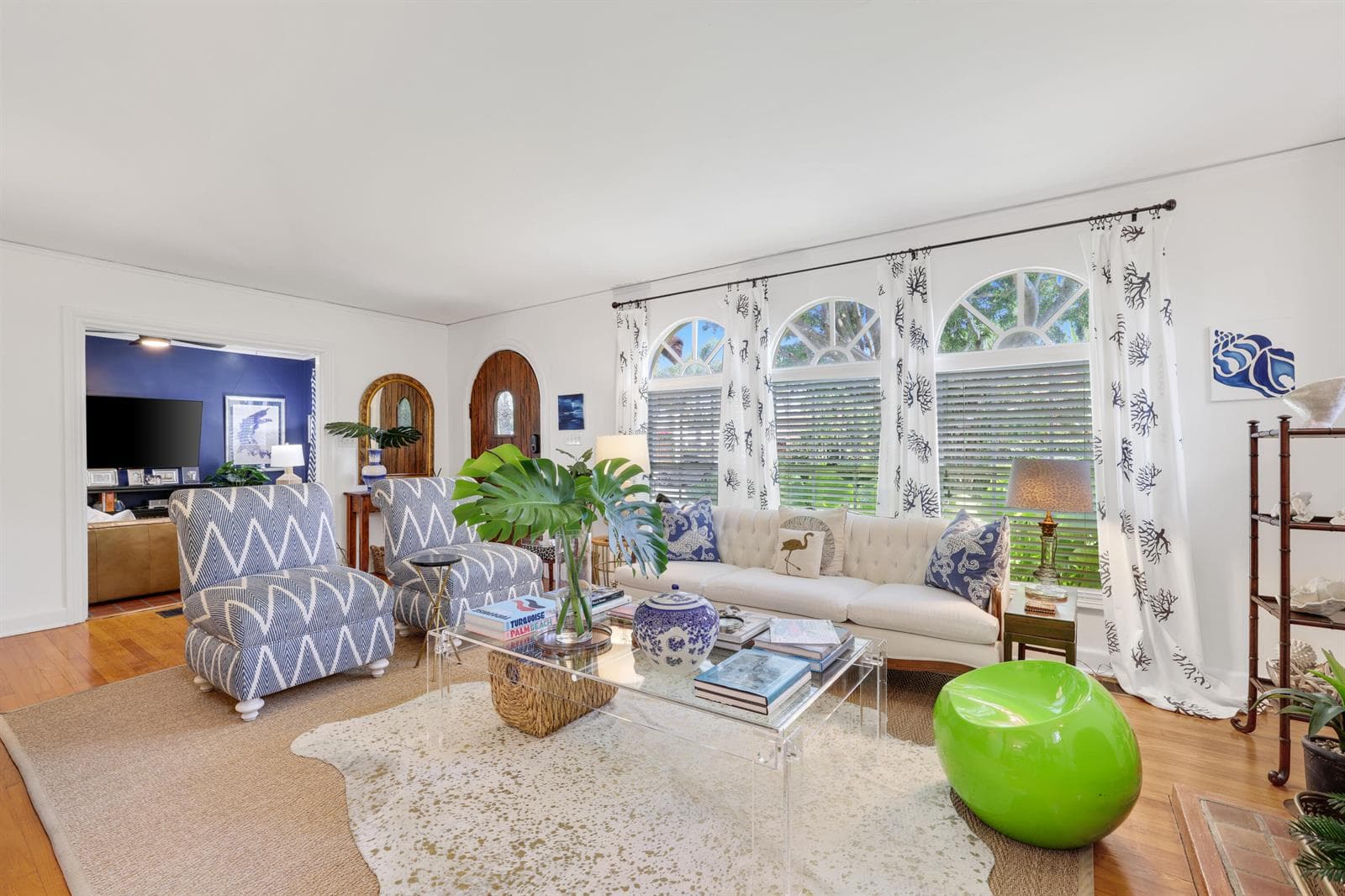 325 Greymon Drive - 7.jpg-FULL