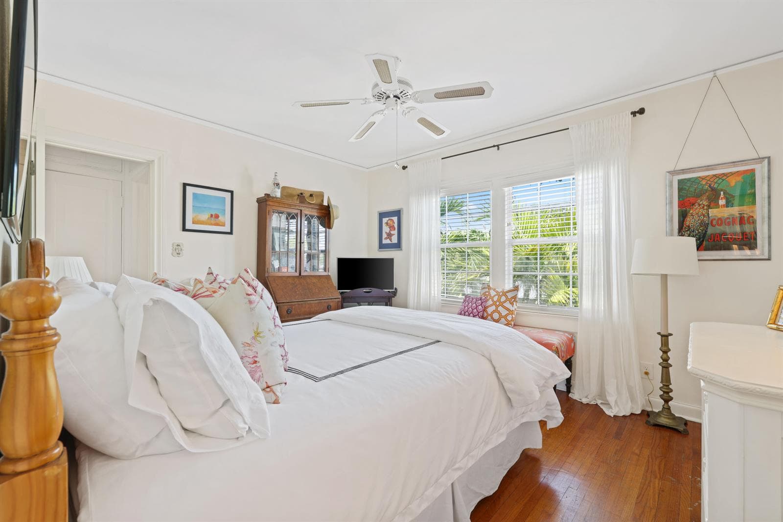 325 Greymon Drive - 30.jpg-FULL