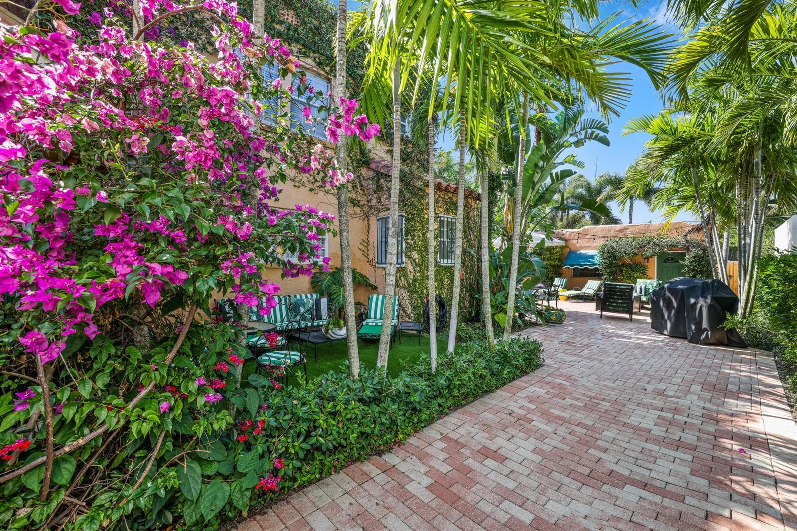 325 Greymon Drive - 37.jpg-FULL