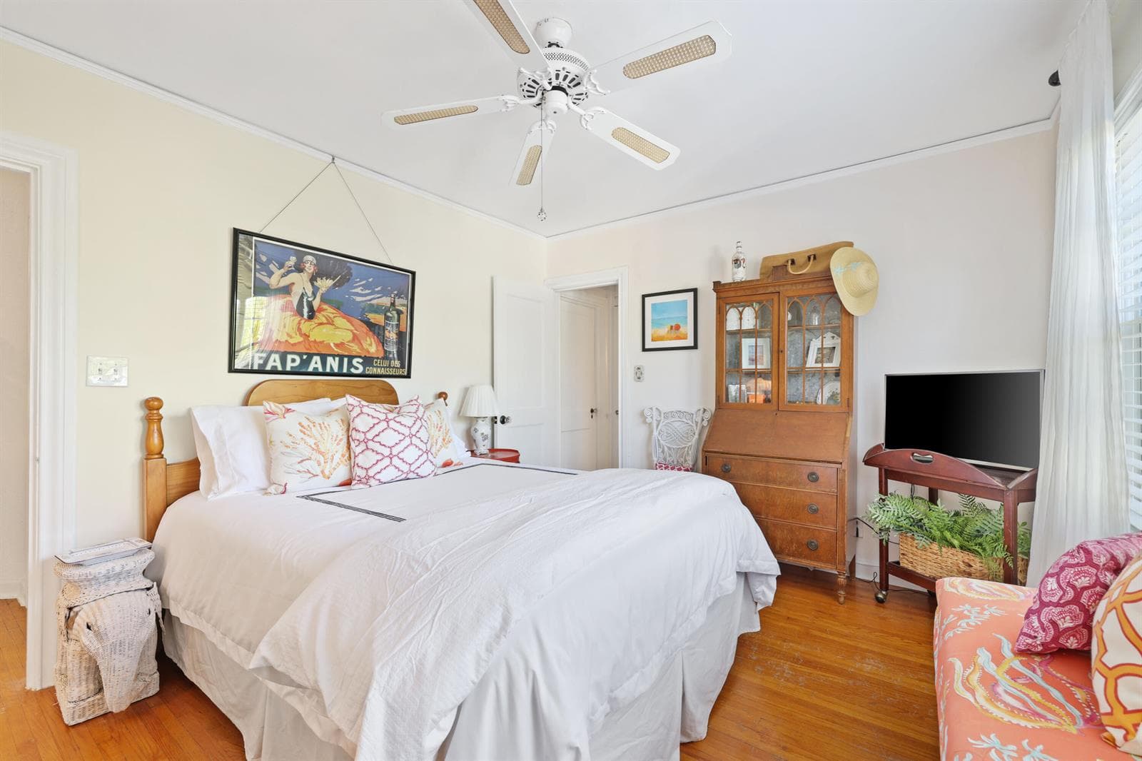 325 Greymon Drive - 31.jpg-FULL