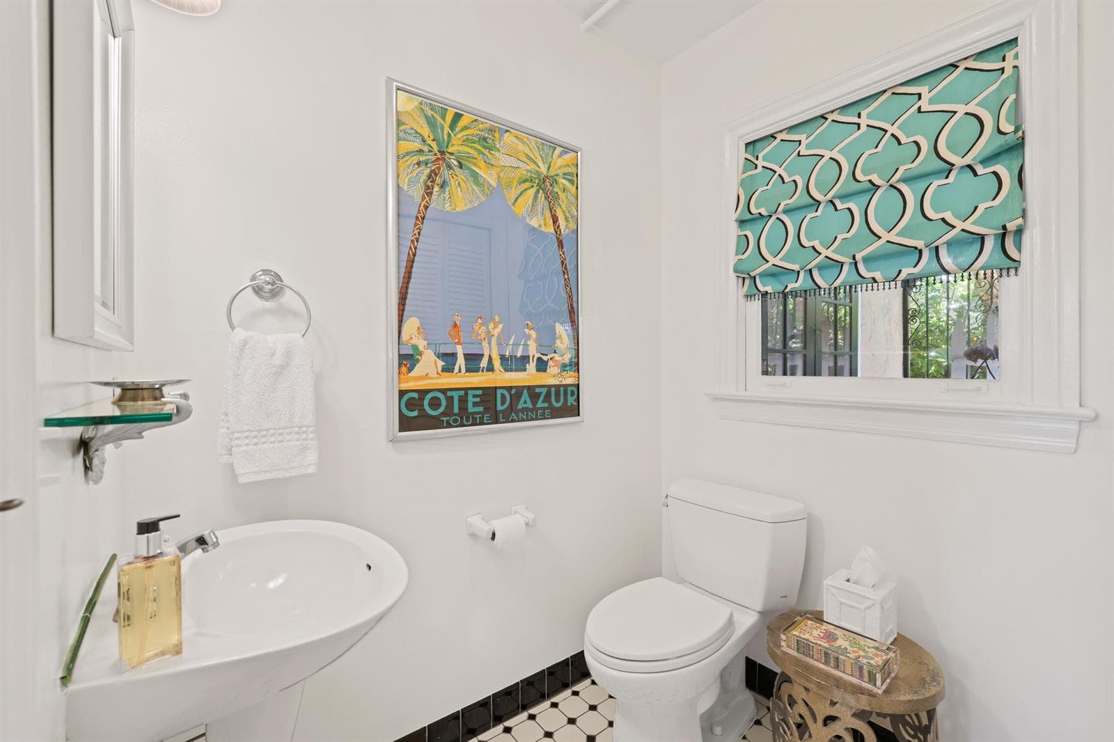 325 Greymon Drive - 21.jpg-FULL
