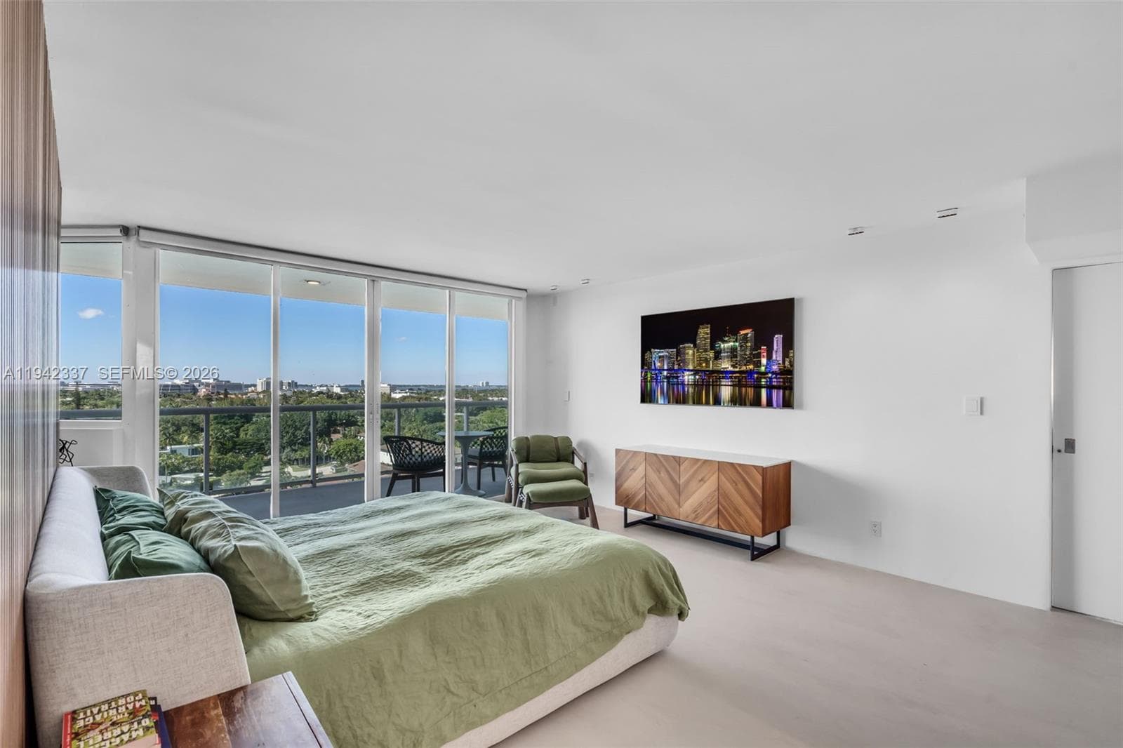 KING DAVID TOWERS CONDO · #1201 in Miami Beach - Photo 33