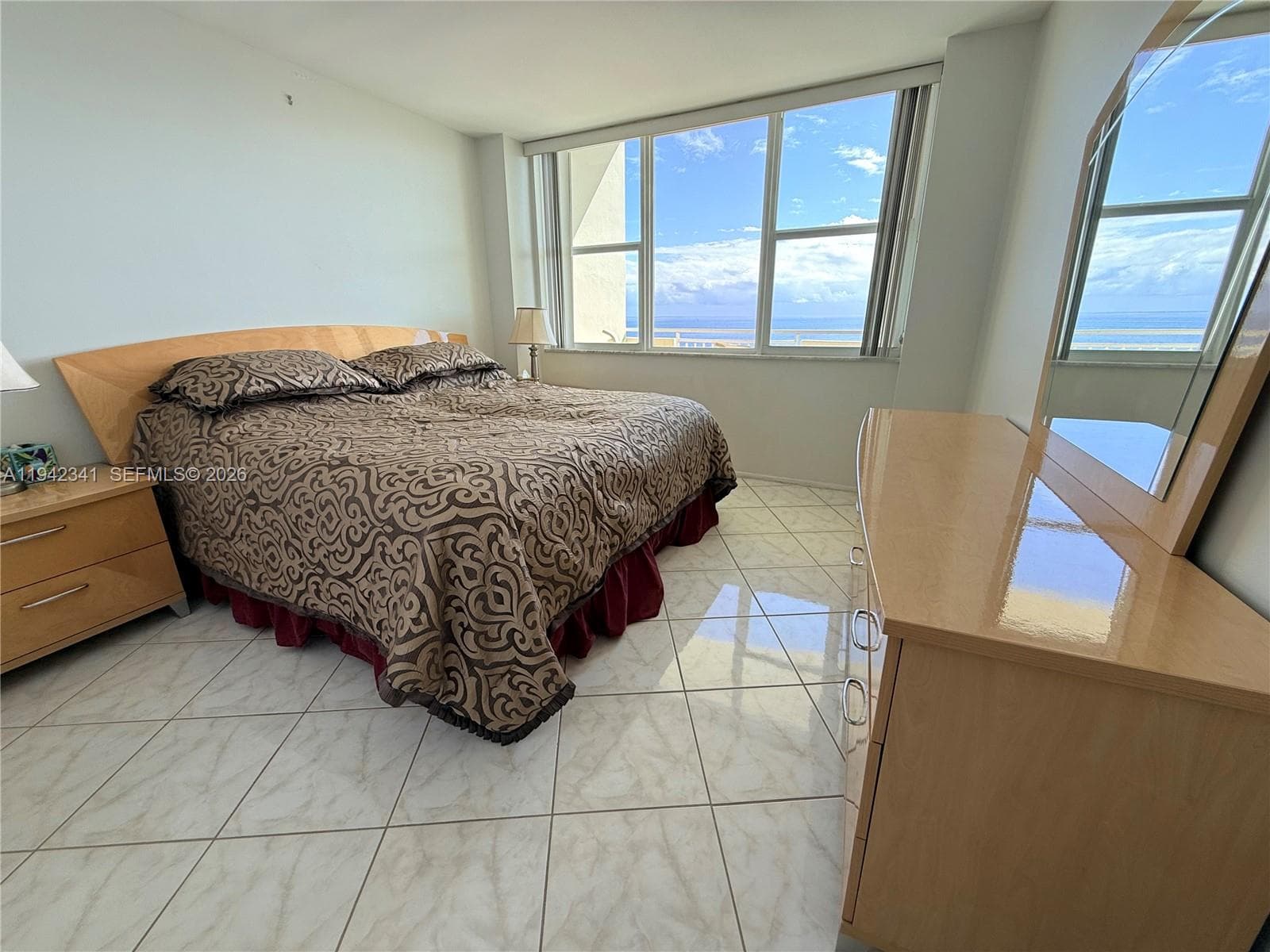 PARKER DORADO CONDO · #1712 in Hallandale Beach - Photo 17