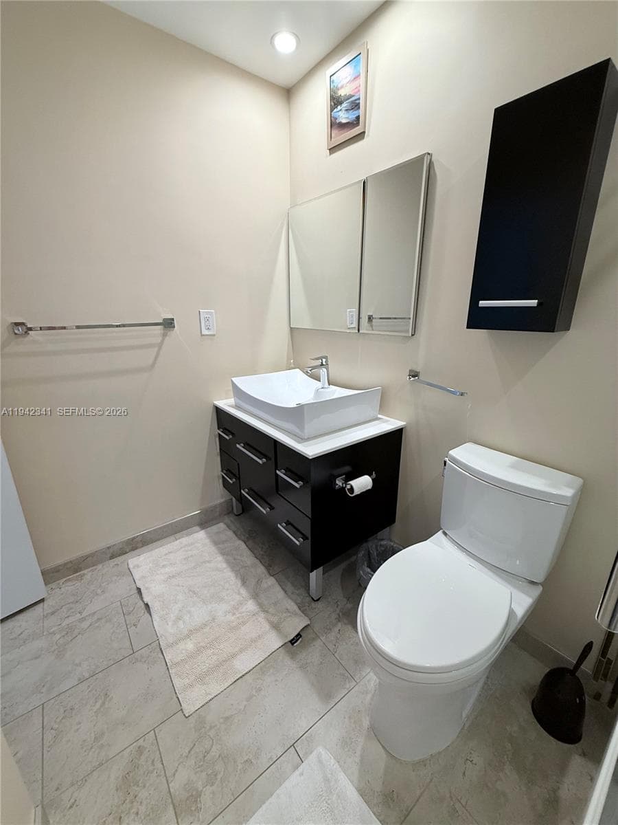 PARKER DORADO CONDO · #1712 in Hallandale Beach - Photo 20