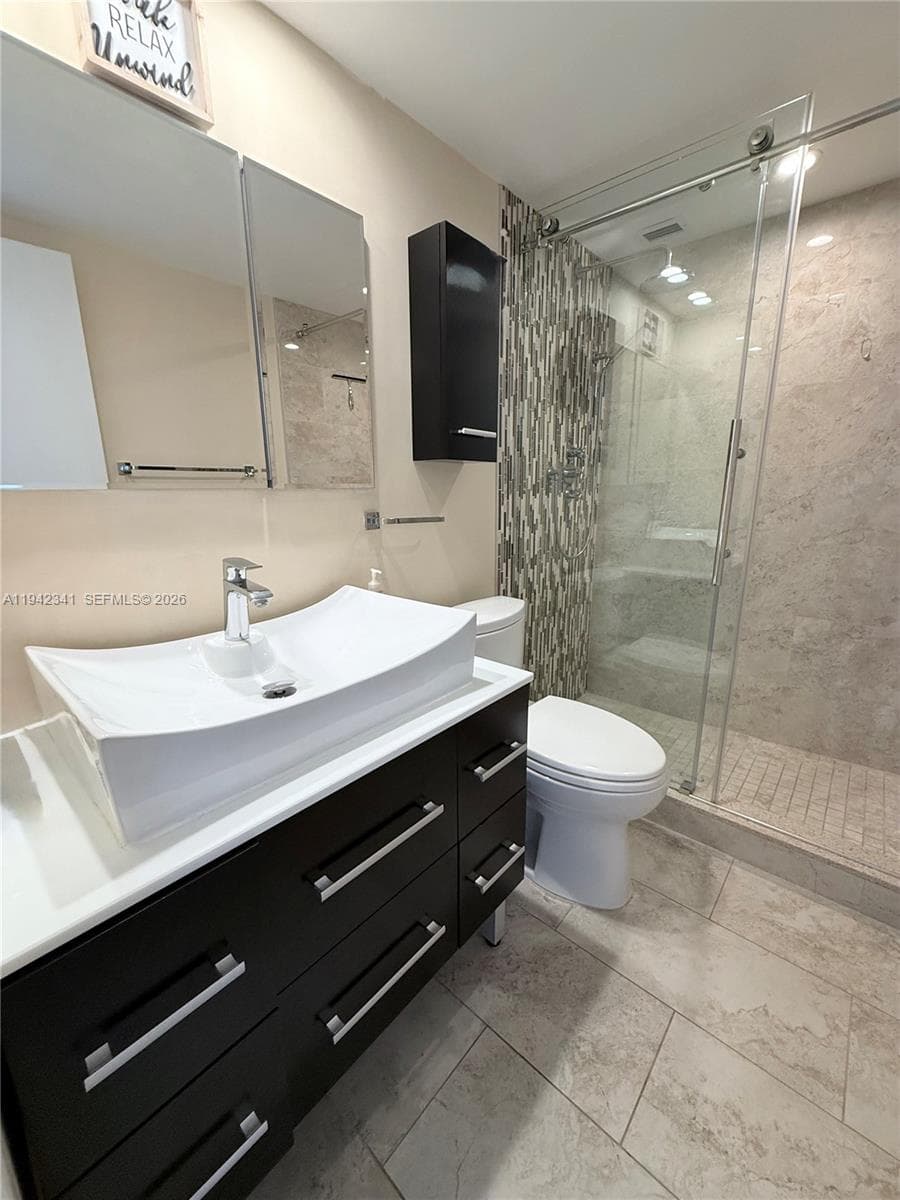 PARKER DORADO CONDO · #1712 in Hallandale Beach - Photo 15